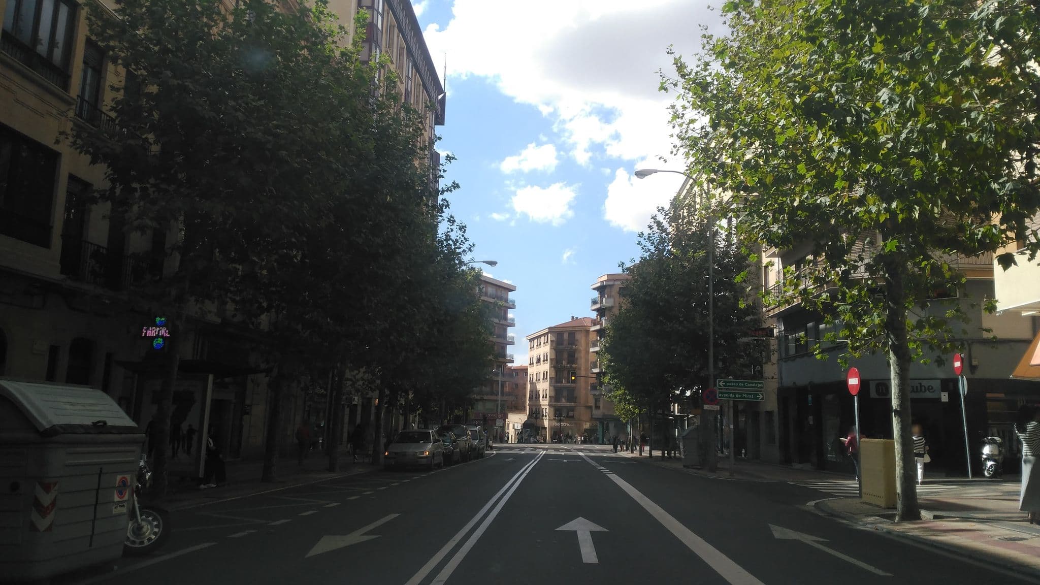 Street view near Hostal Plaza de España, Santa Marta de Tormes — © sanchi (CC BY-SA · Mapillary)