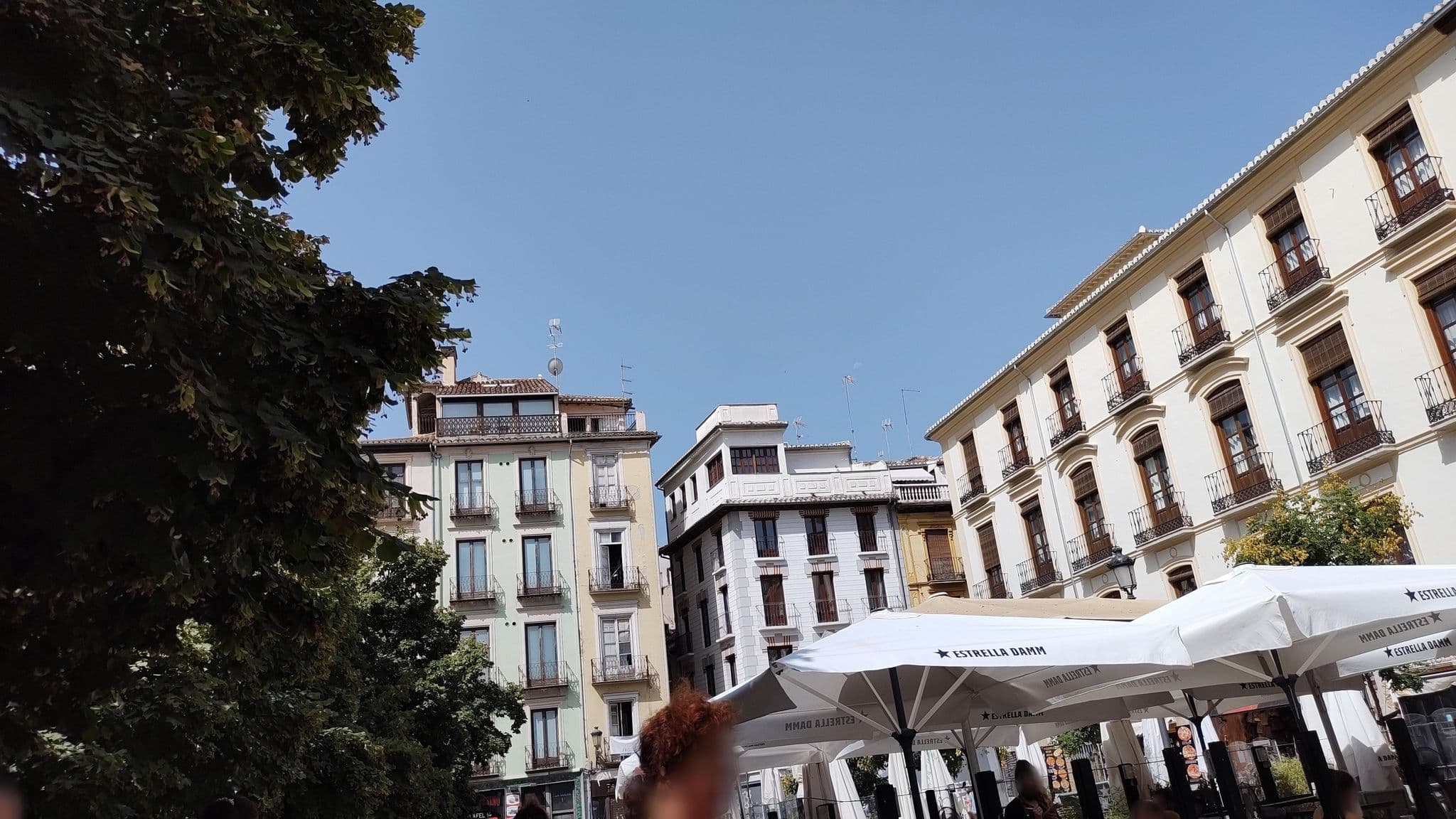 Street view near Pensión Venecia Gomérez, Granada