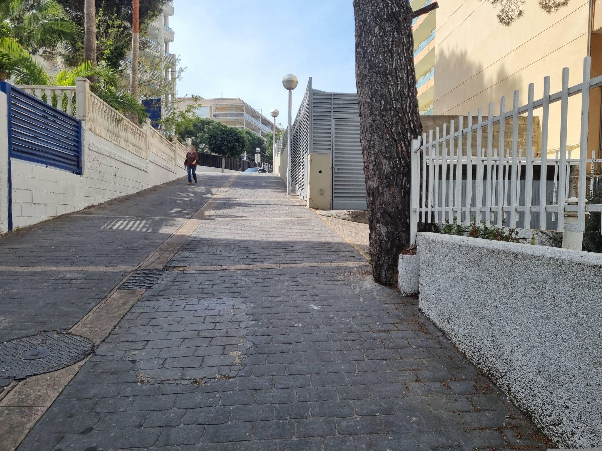 Street view near Santa Monica Playa, Salou — © Franciscovalera (CC BY-SA · Mapillary)