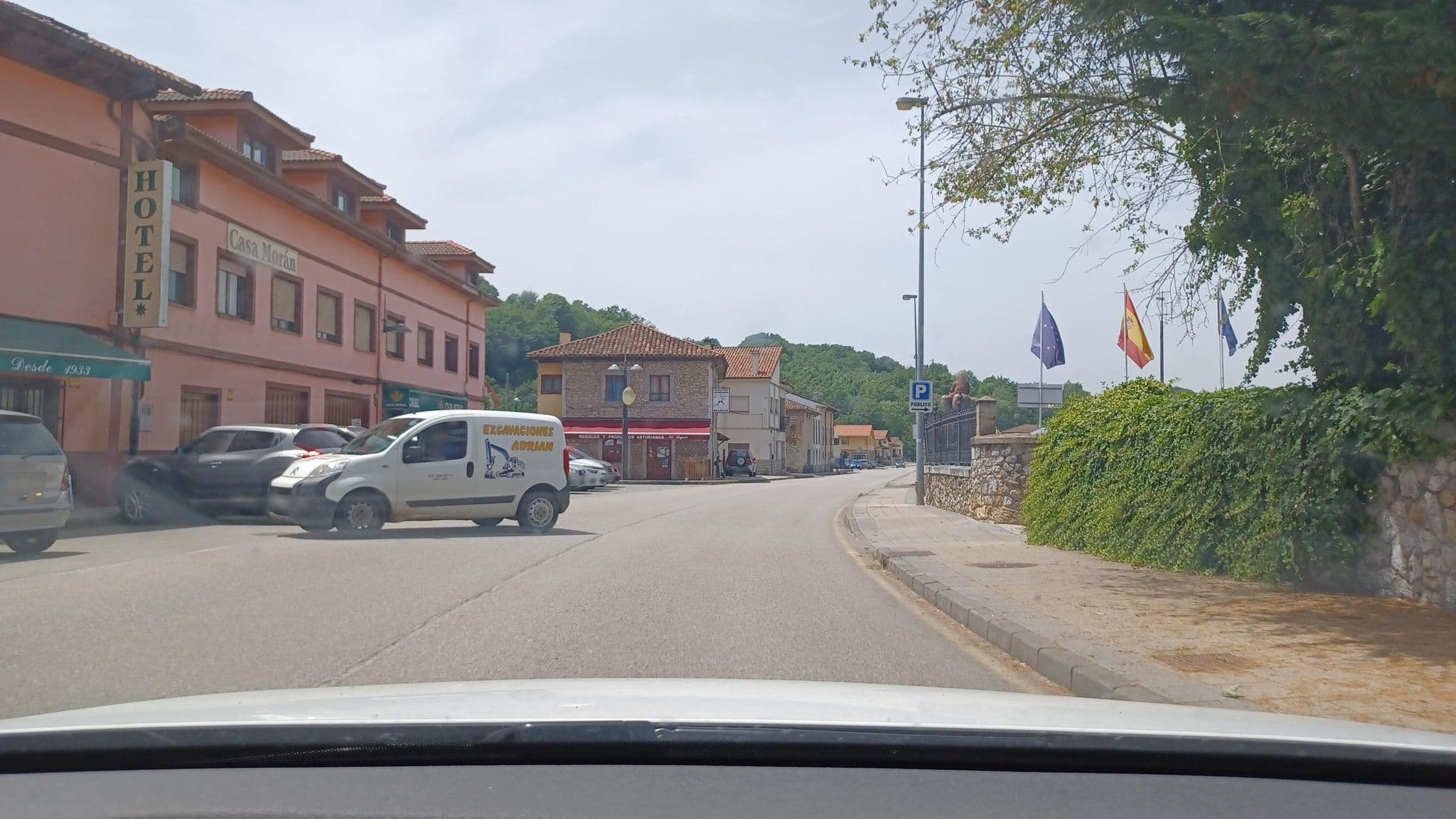 Street view near Hotel Spa María Manuela, Carreña
