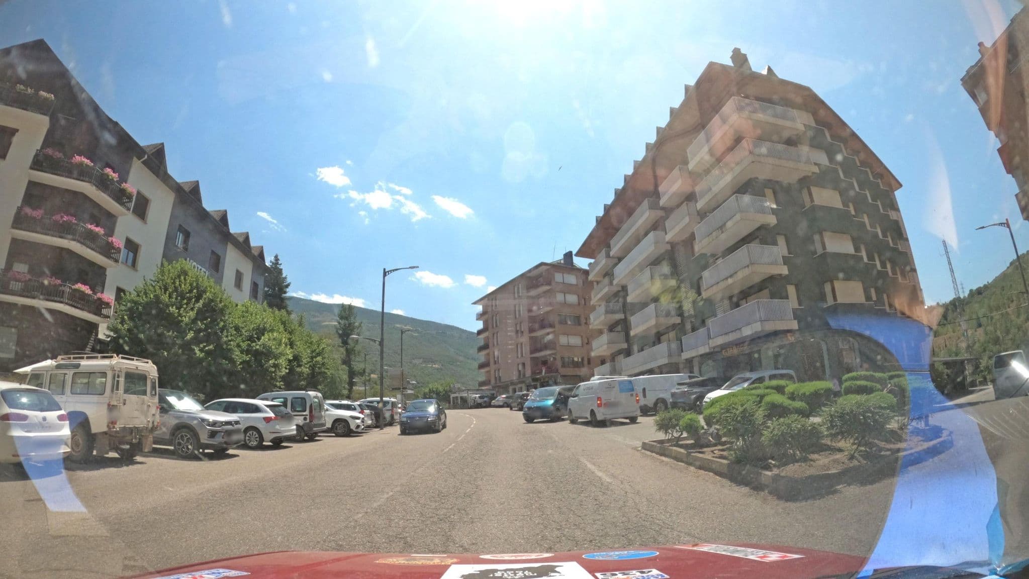 Street view near Hotel Pessets, Sort — © masterofnoroad (CC BY-SA · Mapillary)