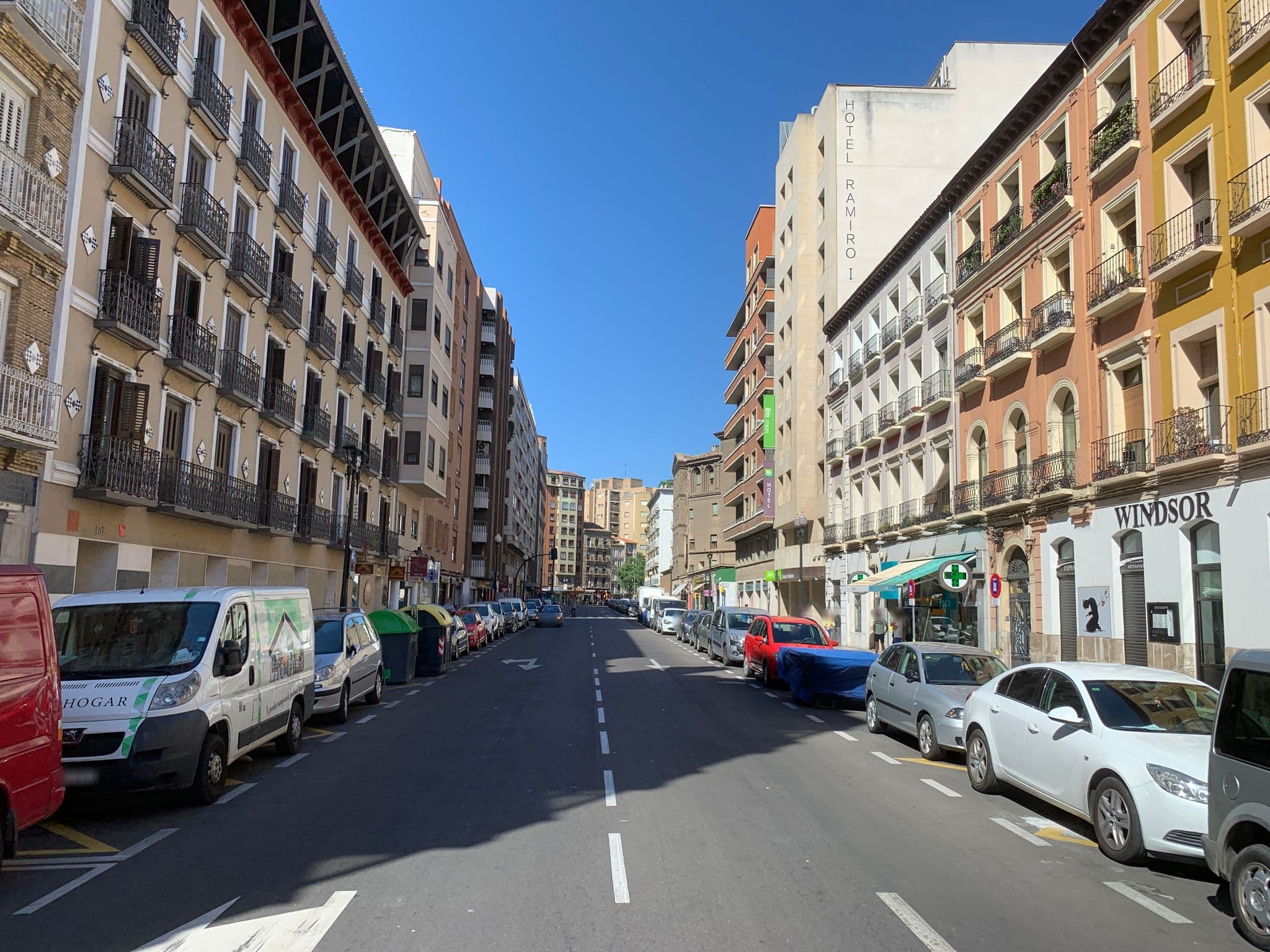 Street view near Apartamentos Zaragoza, Zaragoza — © robot8a (CC BY-SA · Mapillary)