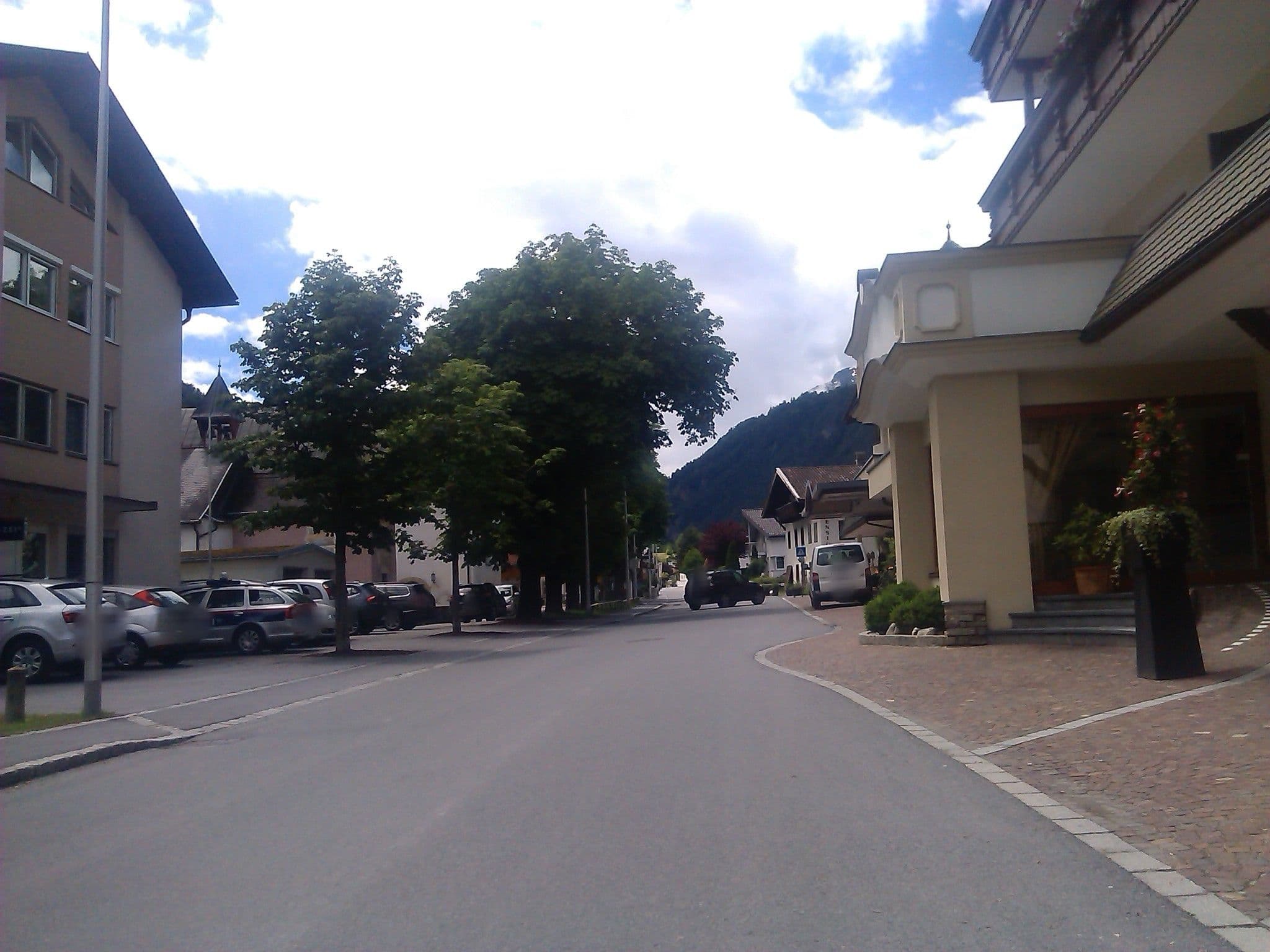Street view near Gartenhotel Linde, Ried im Oberinntal — © changchun1 (CC BY-SA · Mapillary)