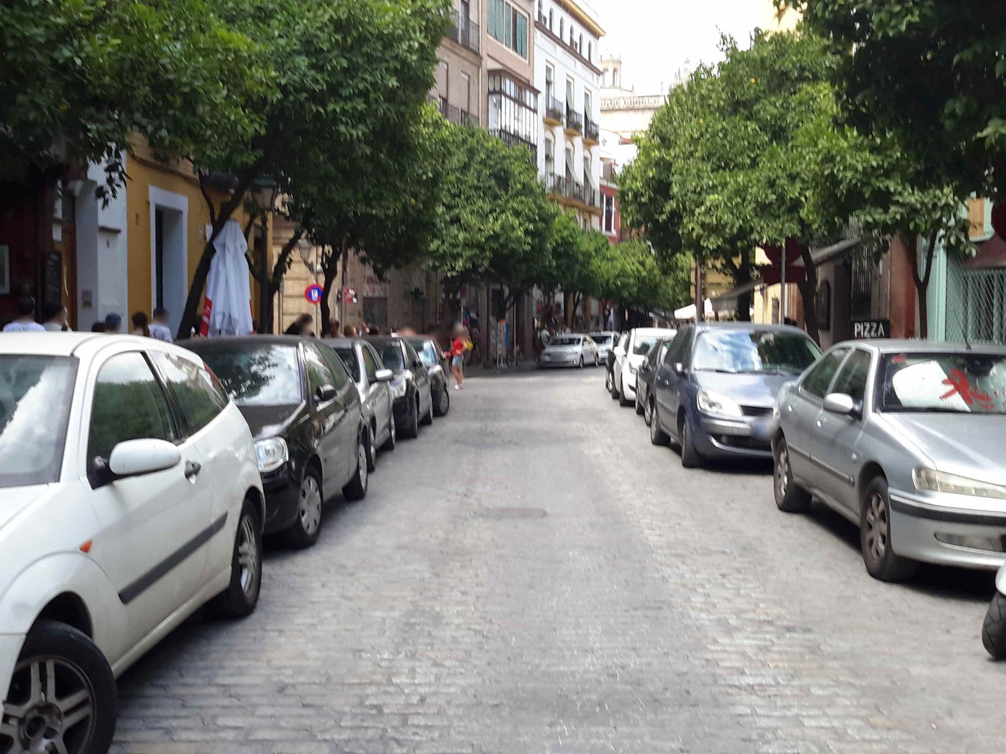 Street view near Casa 1800, Sevilla