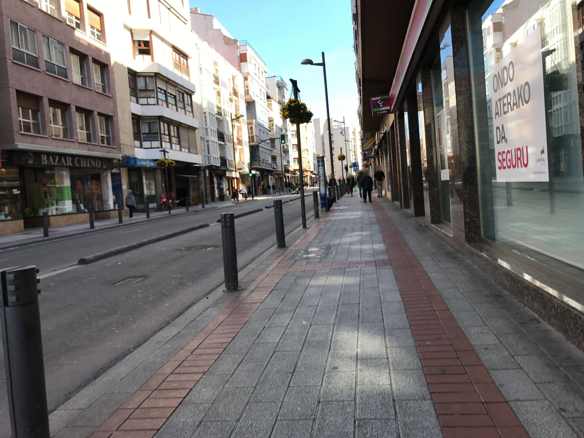 Street view near Hotel La Bilbaína, Gasteiz / Vitoria — © miguel_andrade (CC BY-SA · Mapillary)