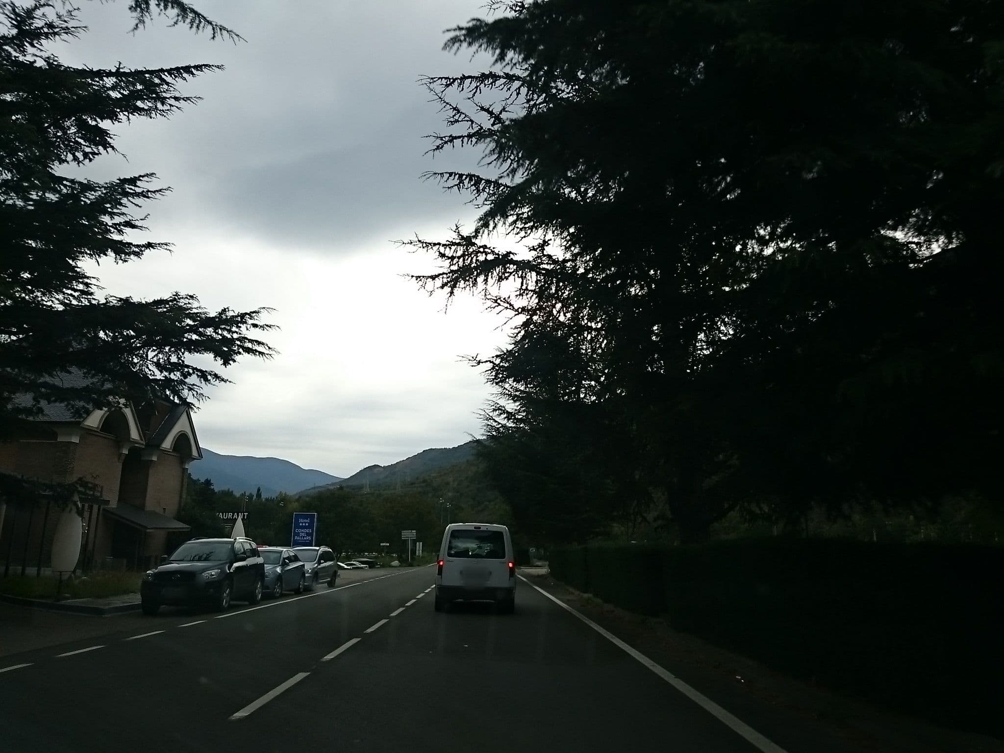 Street view near Marvel Condes Del Pallars, Sort — © yopaseopor (CC BY-SA · Mapillary)