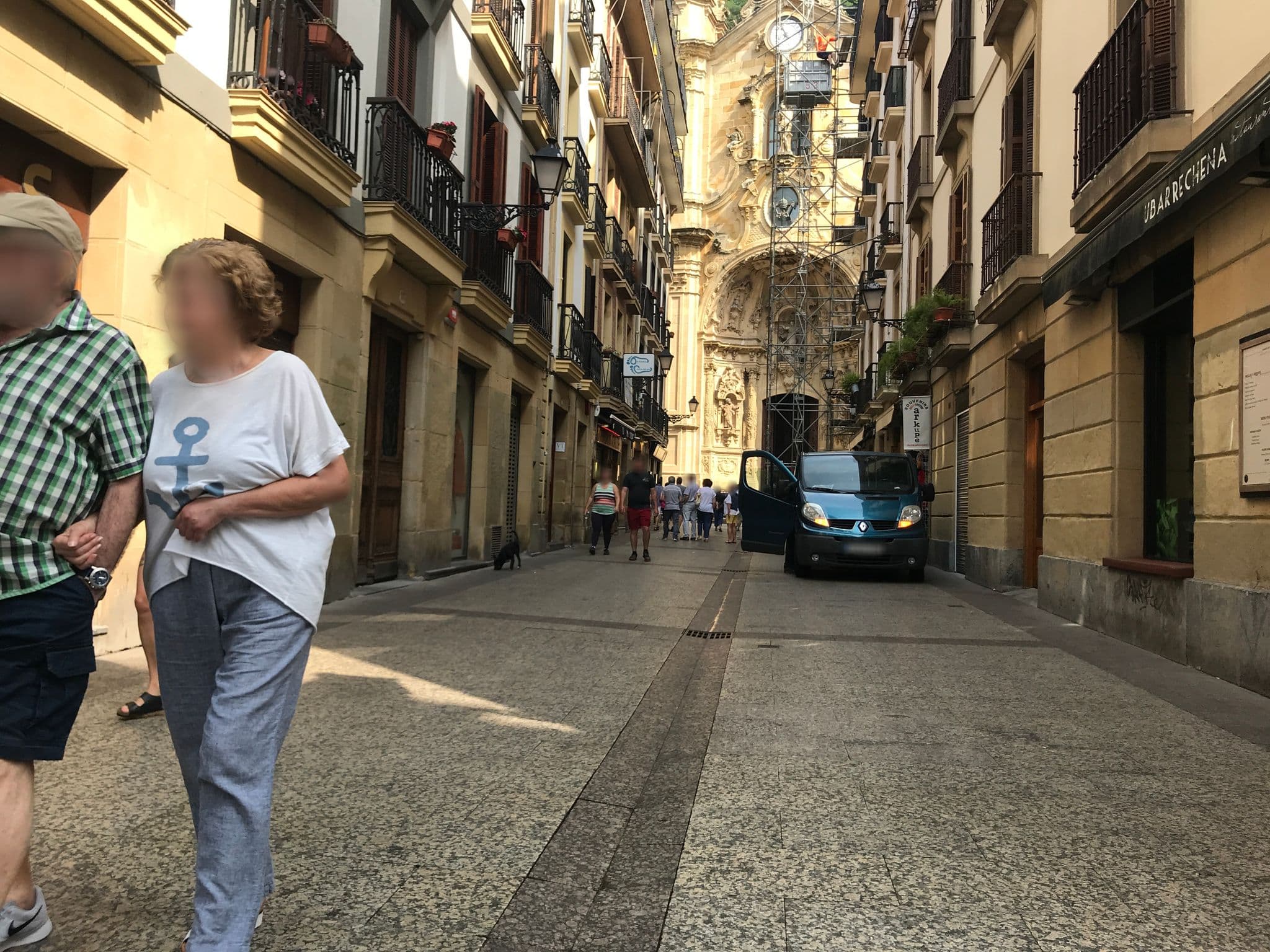 Street view near Edorta, Donostia / San Sebastián — © miguel_andrade (CC BY-SA · Mapillary)