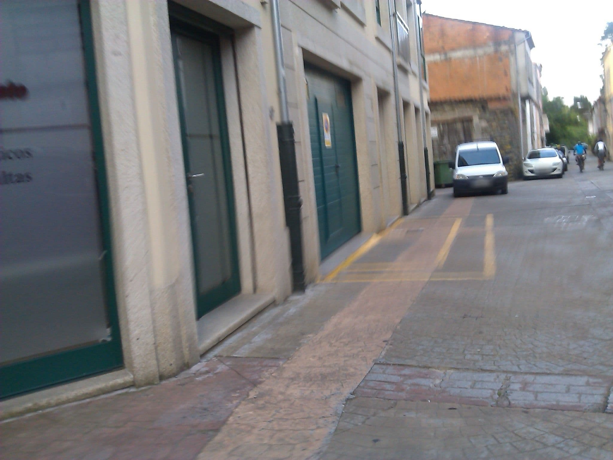 Street view near Albergue Vilela, Arzúa — © changchun1 (CC BY-SA · Mapillary)