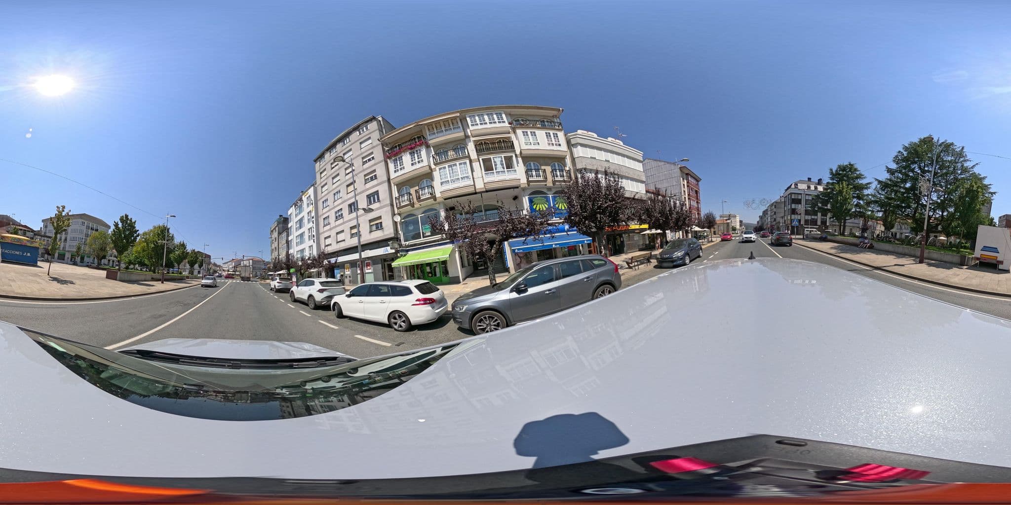 Street view near Albergue Arraigos, Arzúa — © yannakis (CC BY-SA · Mapillary)