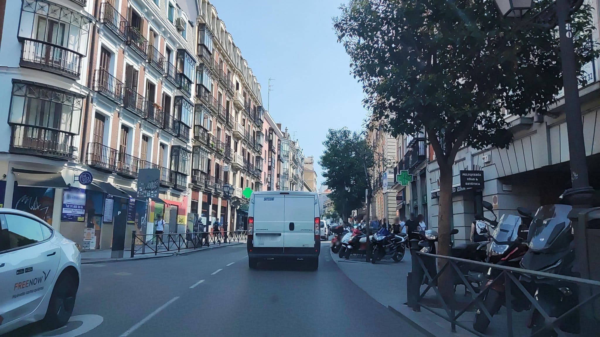 Street view near Duermo, Universidad — © polkillas (CC BY-SA · Mapillary)