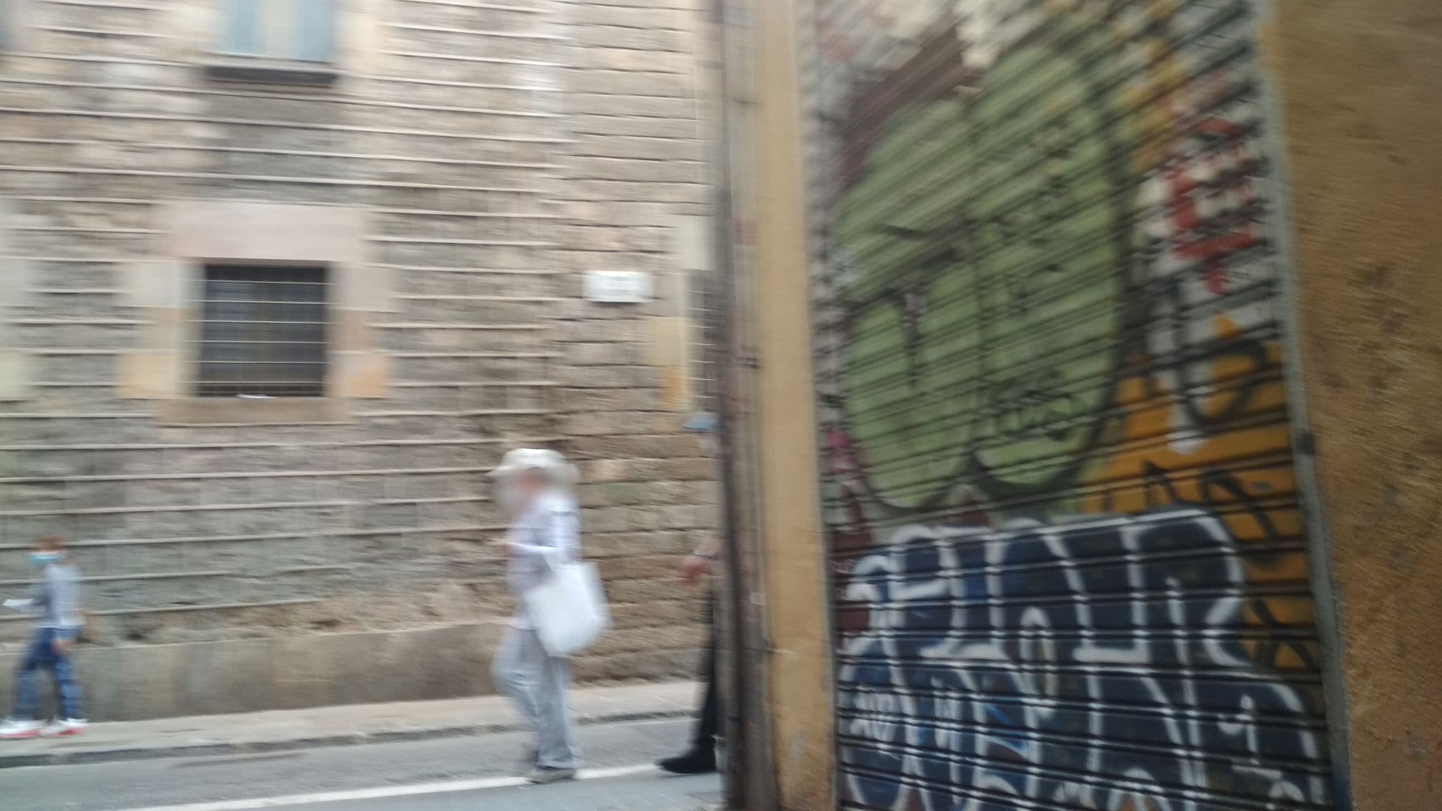 Street view near Hotel Alba, el Raval — © toniserra (CC BY-SA · Mapillary)