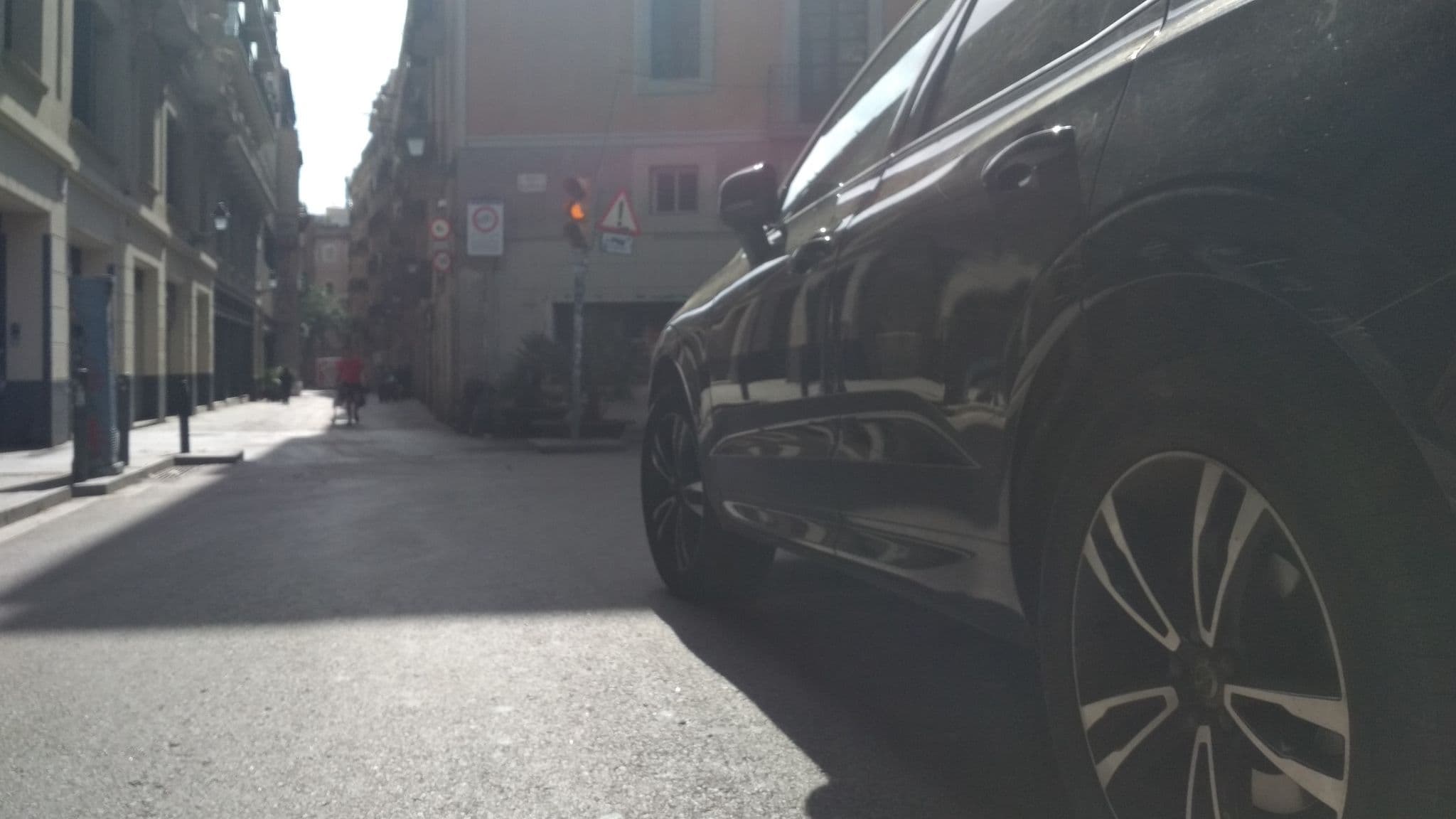 Street view near Meson Castilla, el Raval — © toniserra (CC BY-SA · Mapillary)