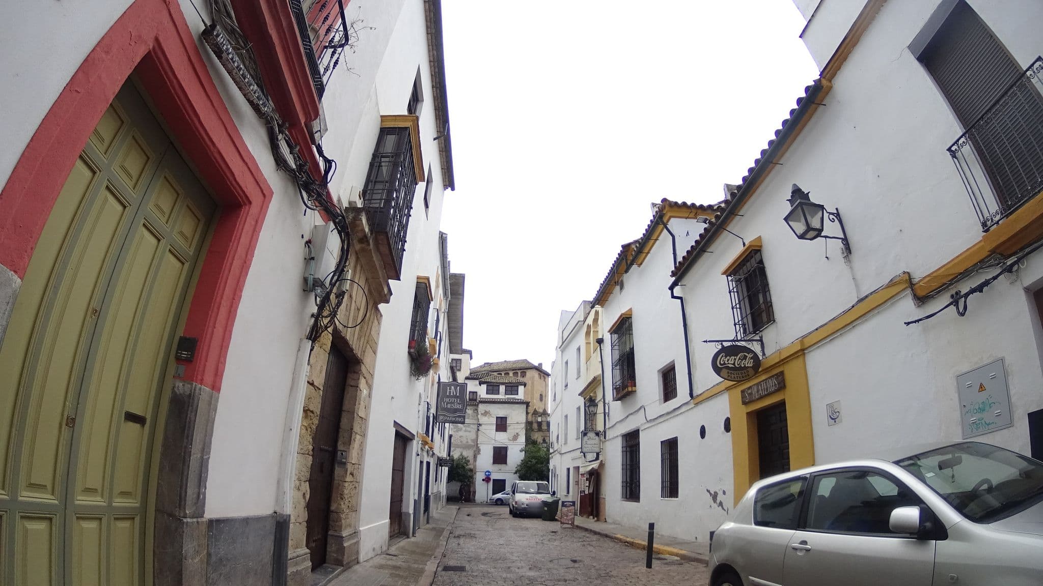 Street view near Hostal Maestre, Córdoba