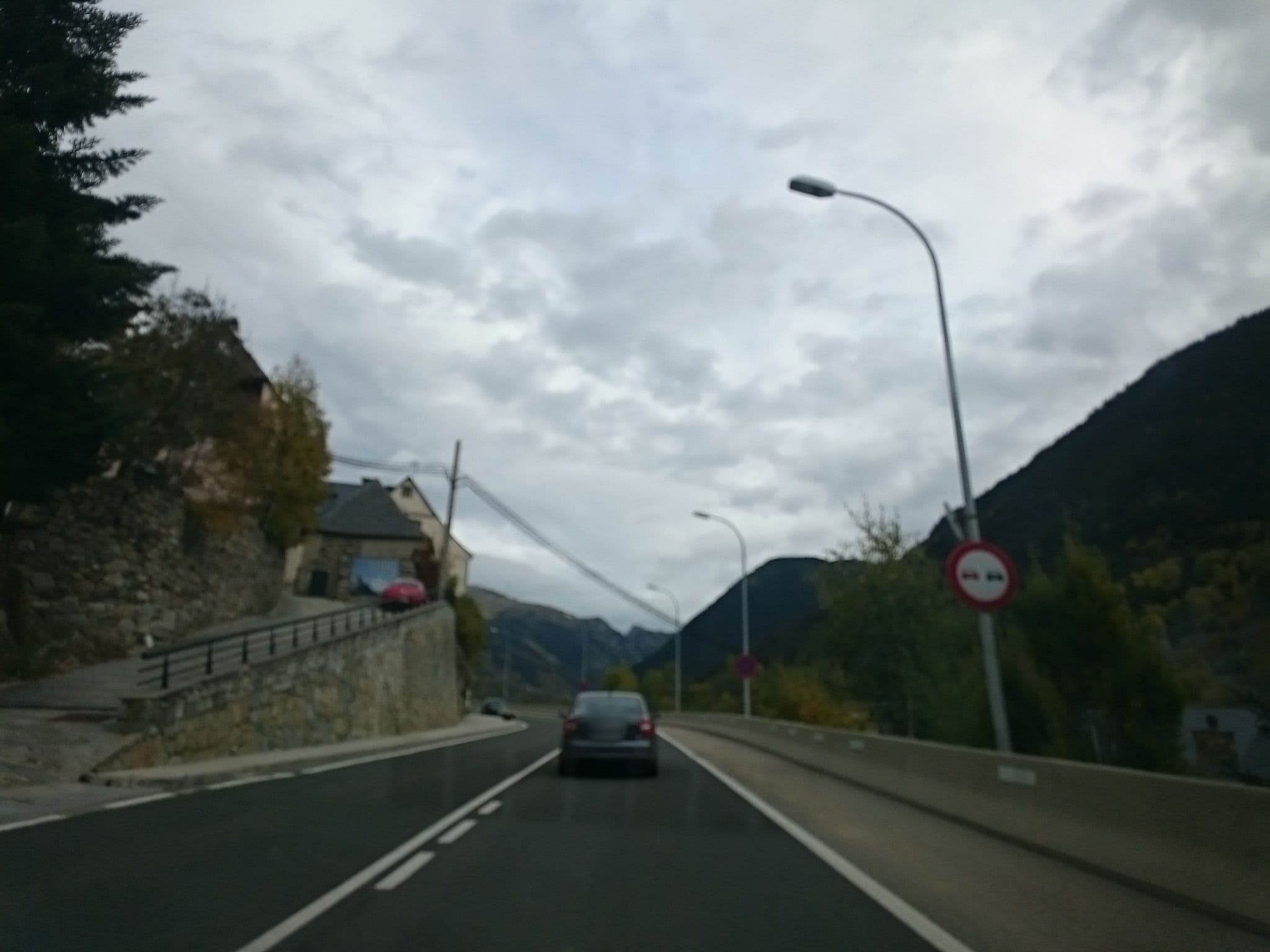 Street view near Hotel Garona, Vielha