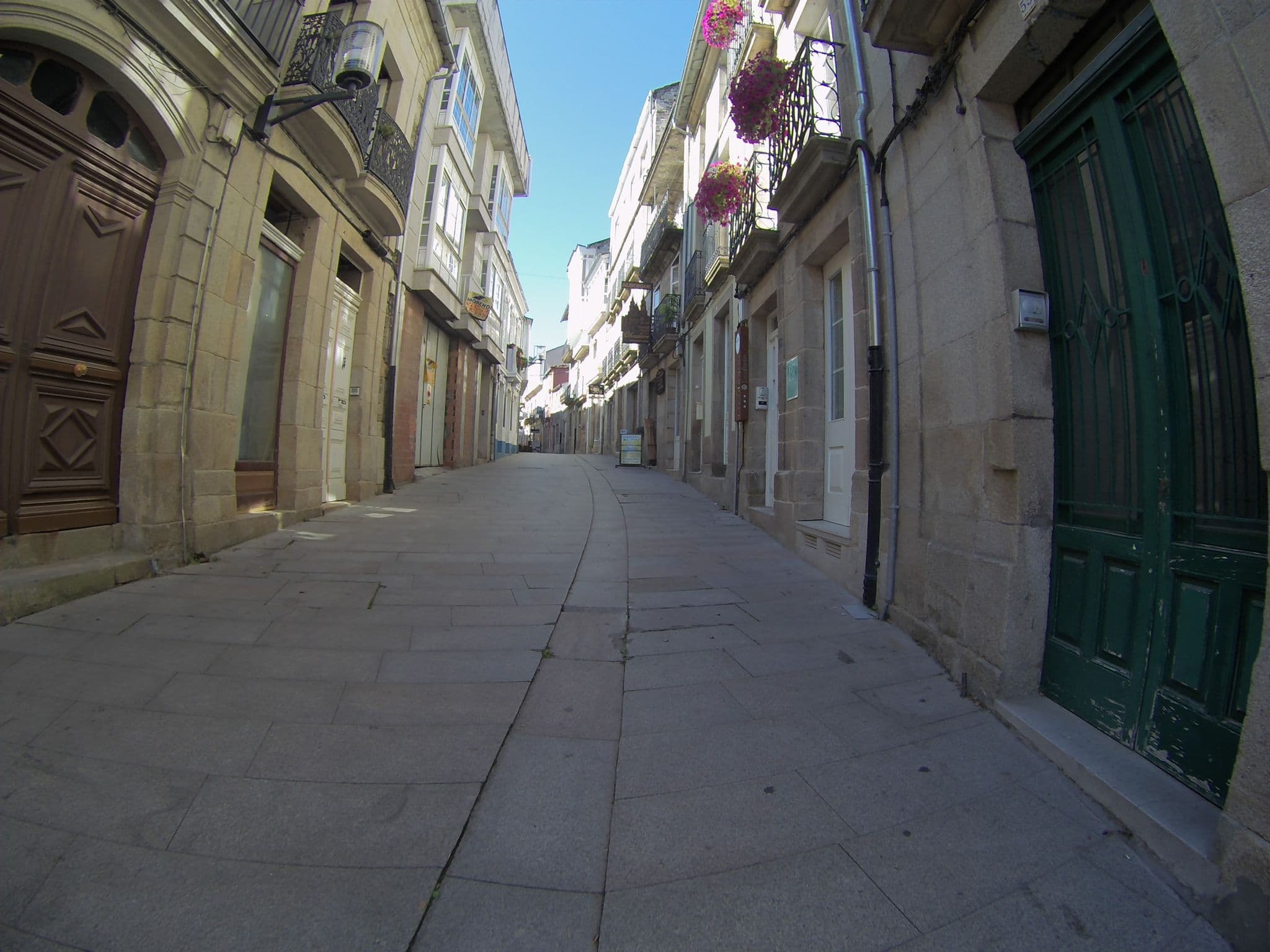 Street view near Albergue Internacional, Samos — © camperxr (CC BY-SA · Mapillary)