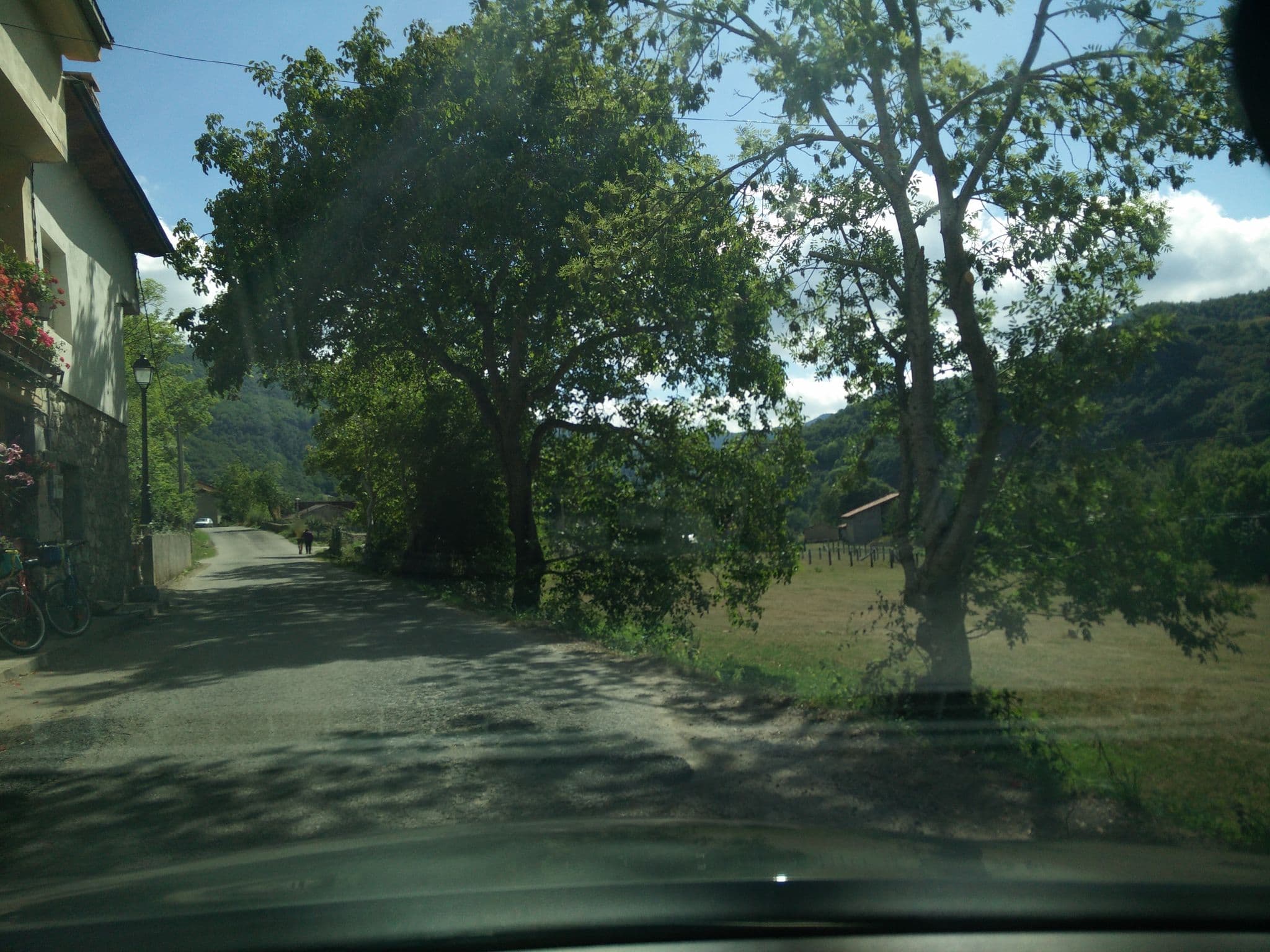 Street view near Albergue La Cuesta, Carreña