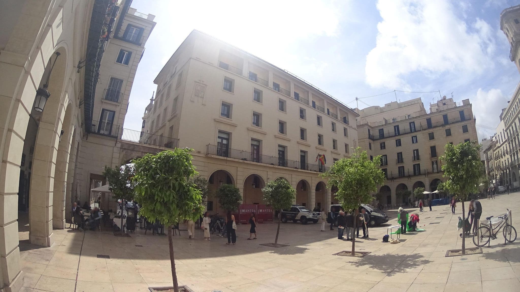 Street view near Old Centre Inn, Alicante — © robertogeb (CC BY-SA · Mapillary)