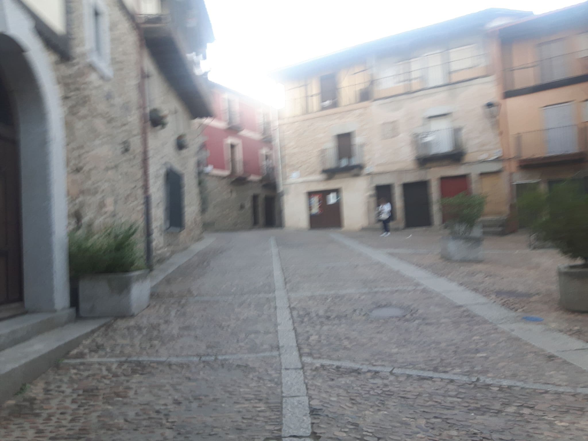 Street view near La Posada de San Ginés, La Alberca — © civitas (CC BY-SA · Mapillary)