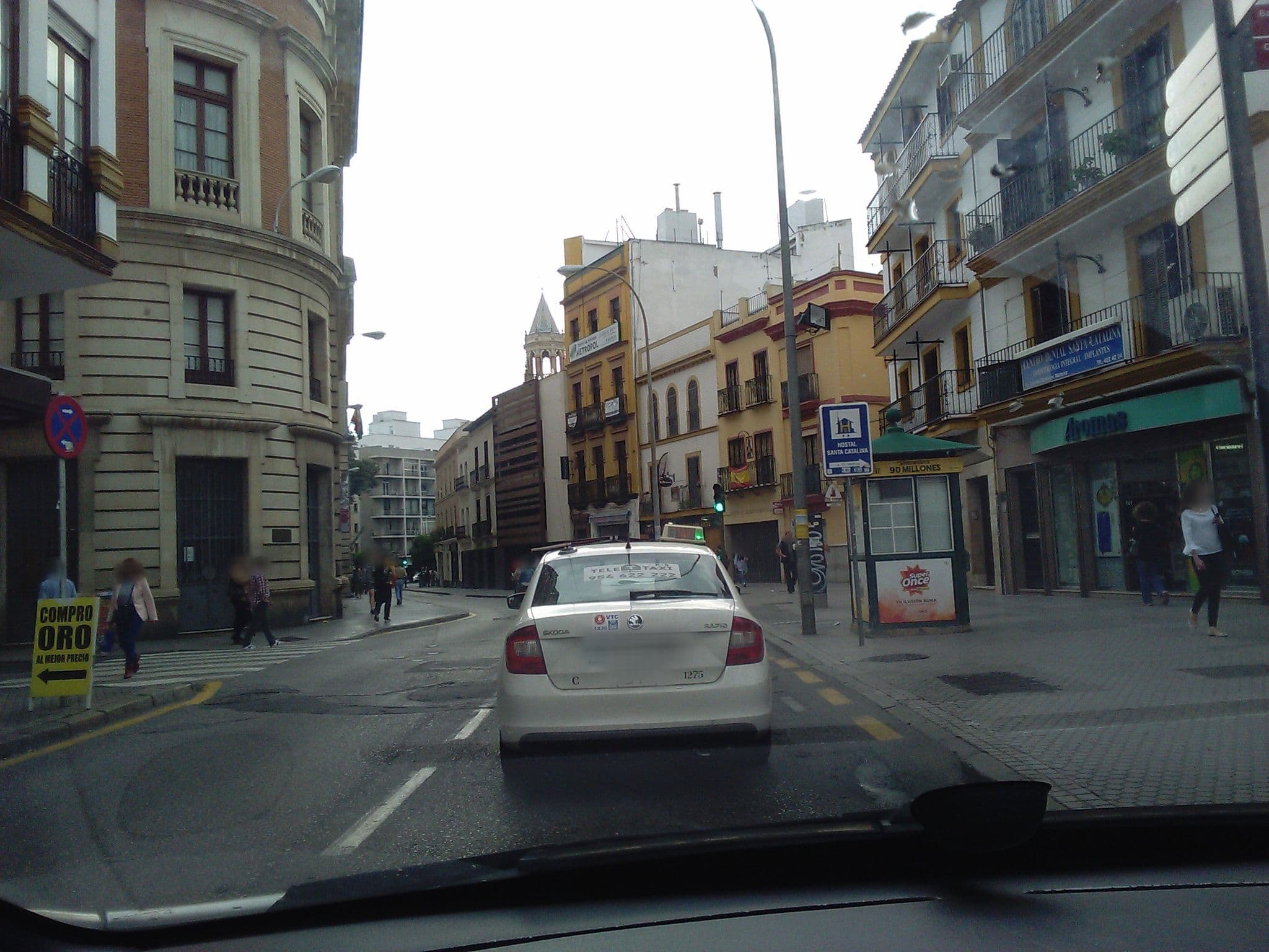 Street view near Santa Catalina, Sevilla