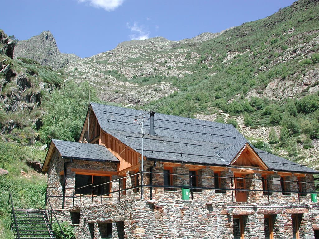 Refugi de la Pleta del Prat (via Wikimedia Commons, CC BY-SA 3.0)