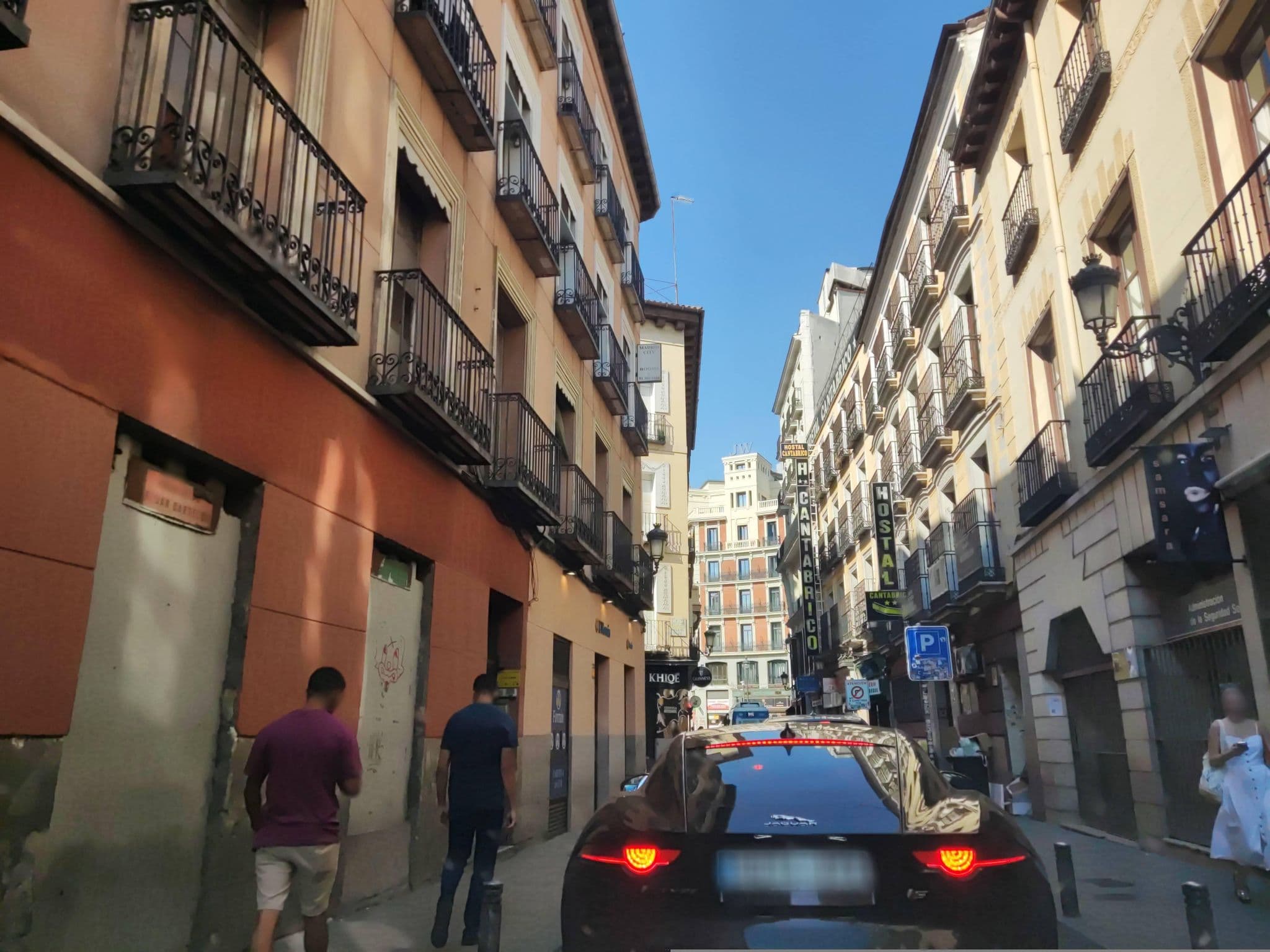 Street view near JC Rooms Santa Ana, Madrid — © polkillas (CC BY-SA · Mapillary)