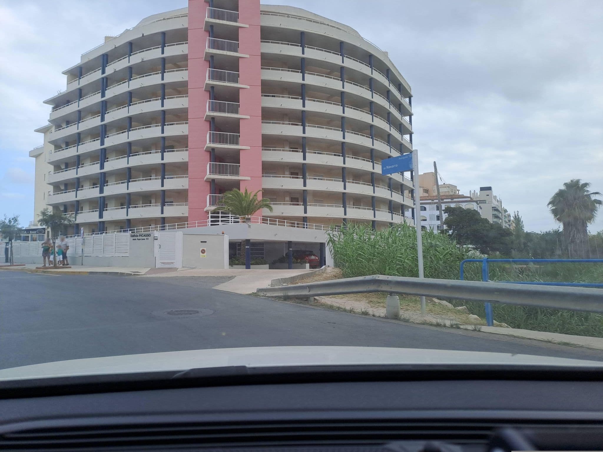 Street view near Parking Els Daus, Peníscola — © normanm (CC BY-SA · Mapillary)