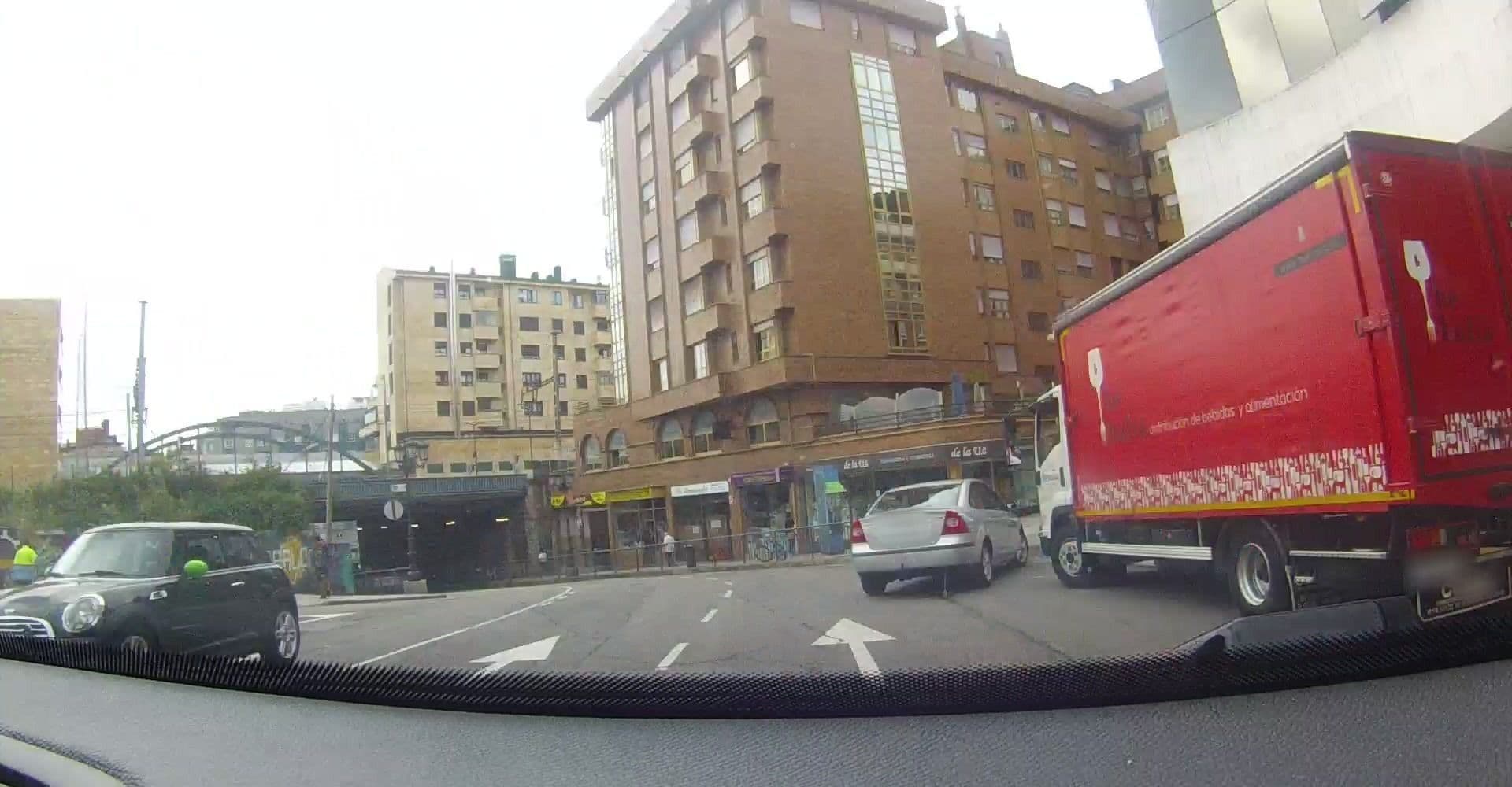 Street view near Hotel Carreño, Oviedo — © VincentVE (CC BY-SA · Mapillary)