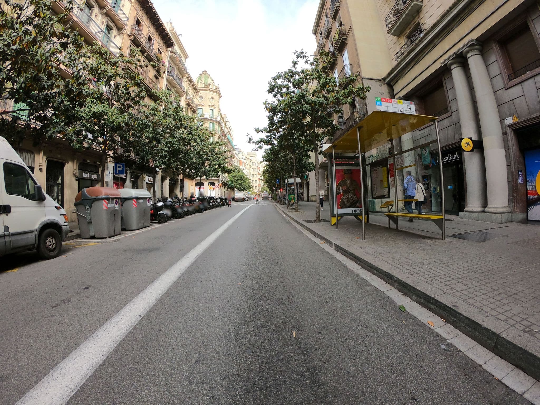 Street view near Kailas, Gràcia — © rubencarbonero (CC BY-SA · Mapillary)