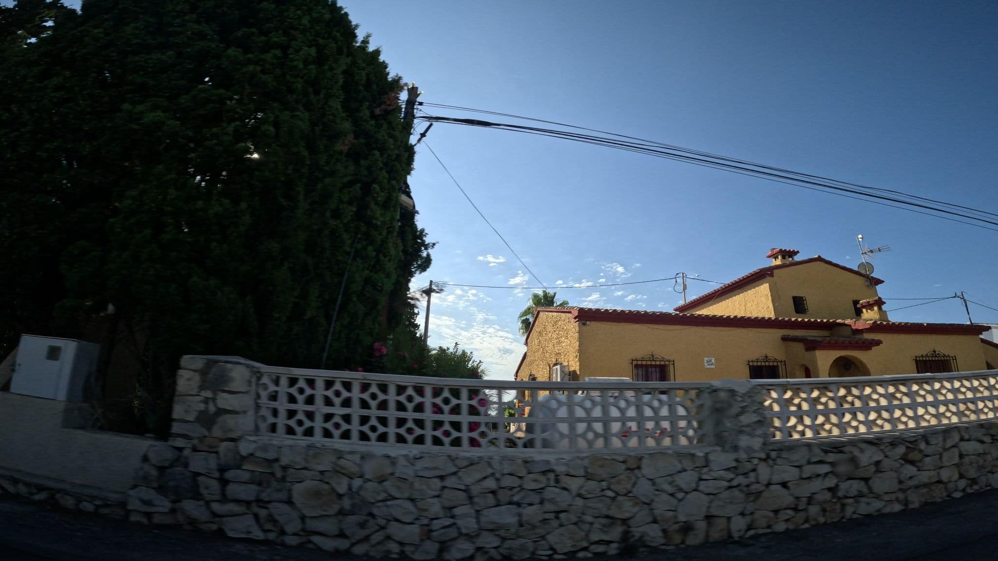 Street view near Estrella Polar, Calp — © tjorim (CC BY-SA · Mapillary)