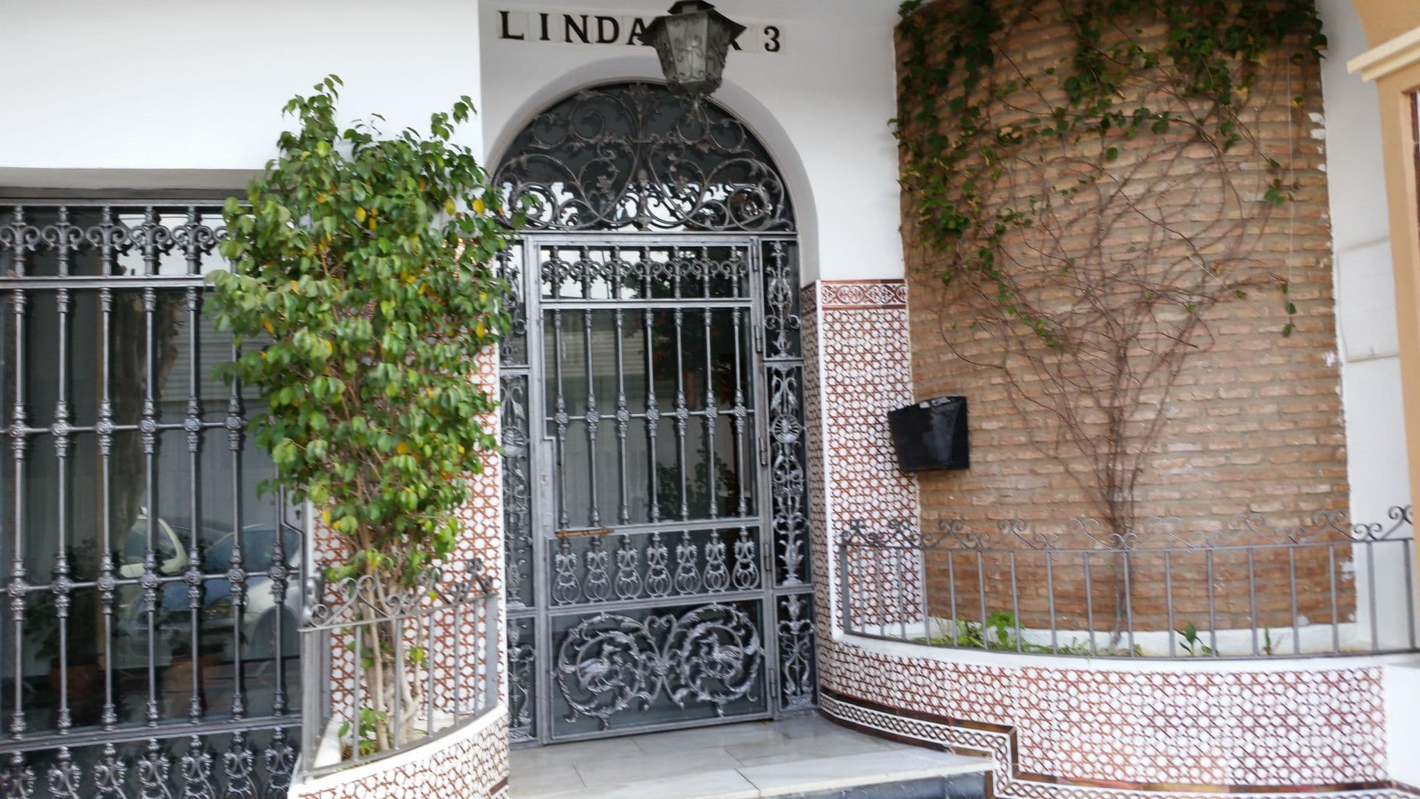 Street view near Lindamar 4, Fuengirola