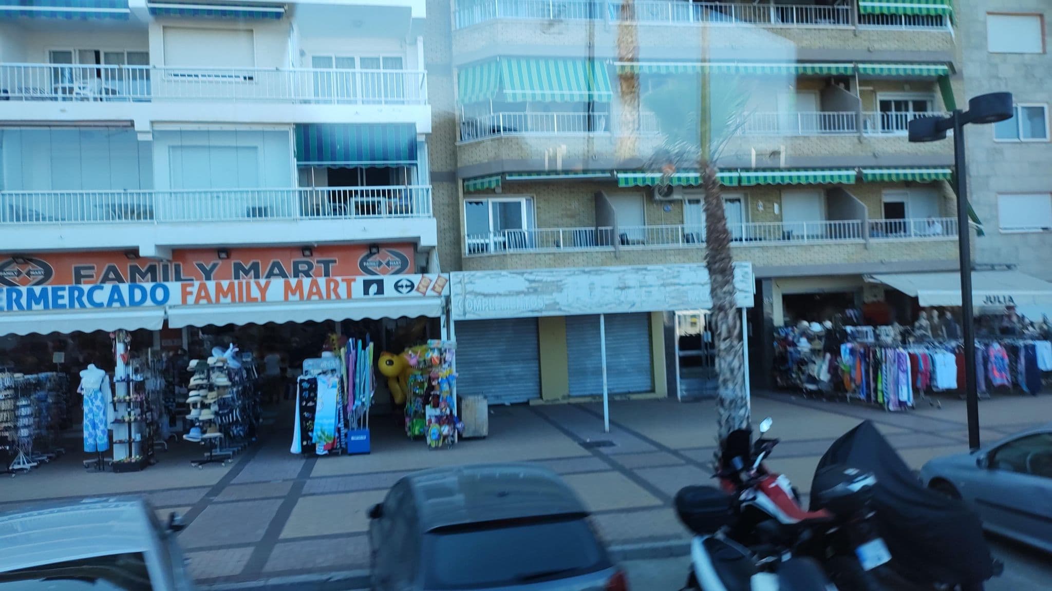 Street view near El Rancho, Fuengirola