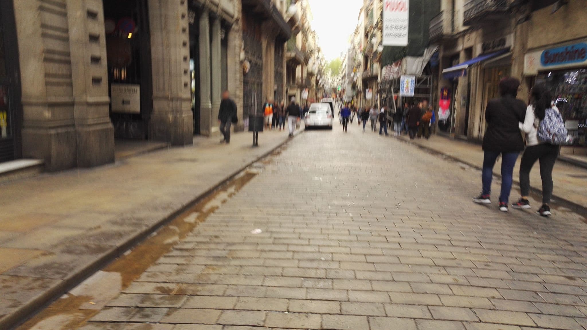Street view near Hotel El Call, Barri Gòtic — © marcuscalabresus (CC BY-SA · Mapillary)