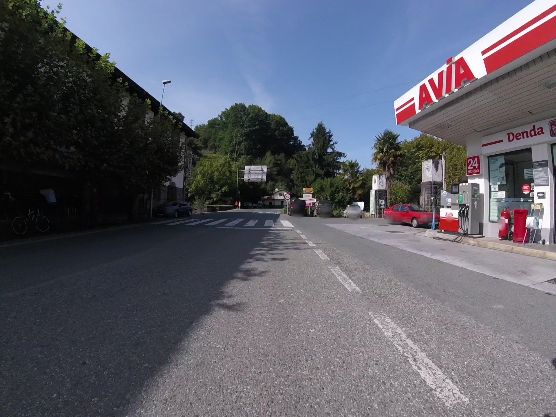 Street view near Hostal Urgain, Doneztebe-Santesteban — © mikelo (CC BY-SA · Mapillary)