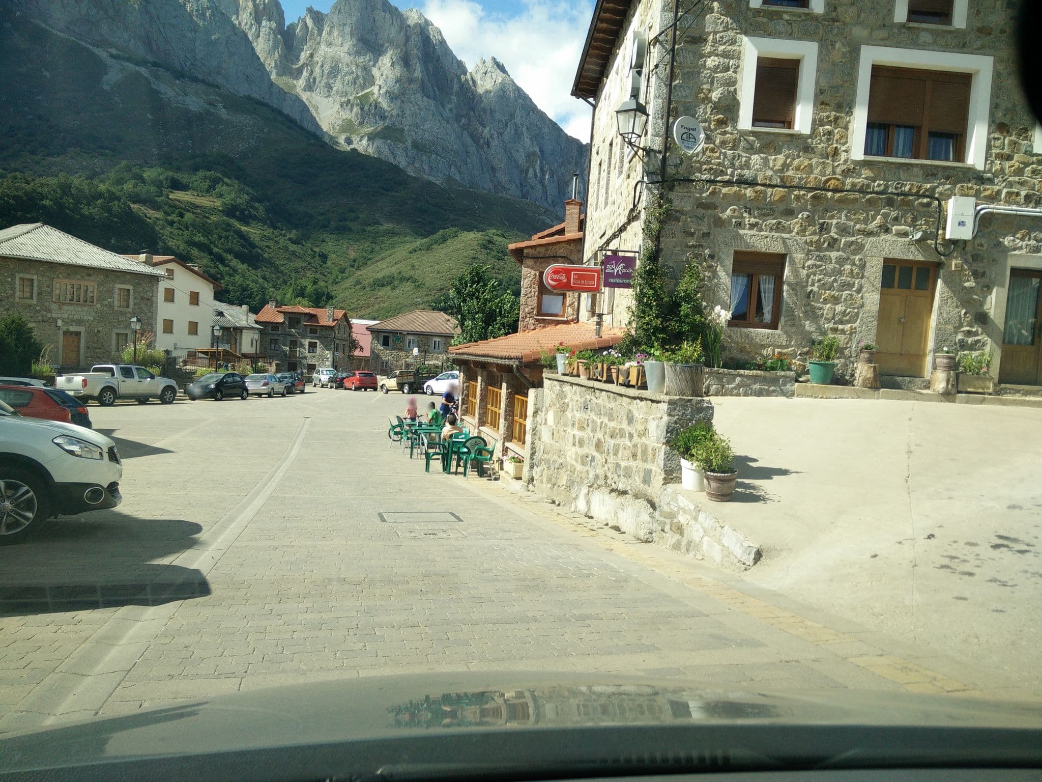 Street view near Café bar residencia Campo, Carreña
