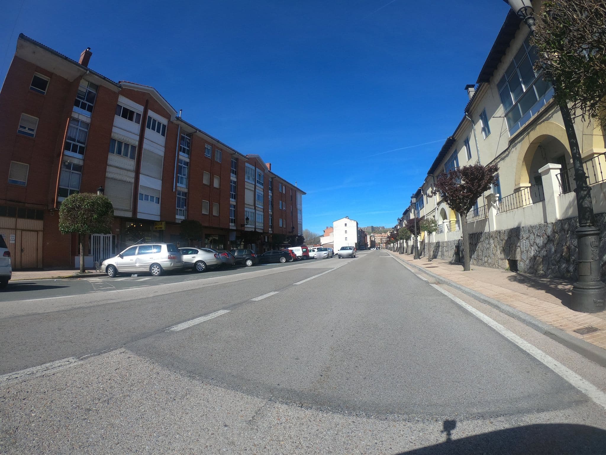 Street view near Casa Rural Laguna Negra 49, San Leonardo de Yagüe — © sanchi (CC BY-SA · Mapillary)