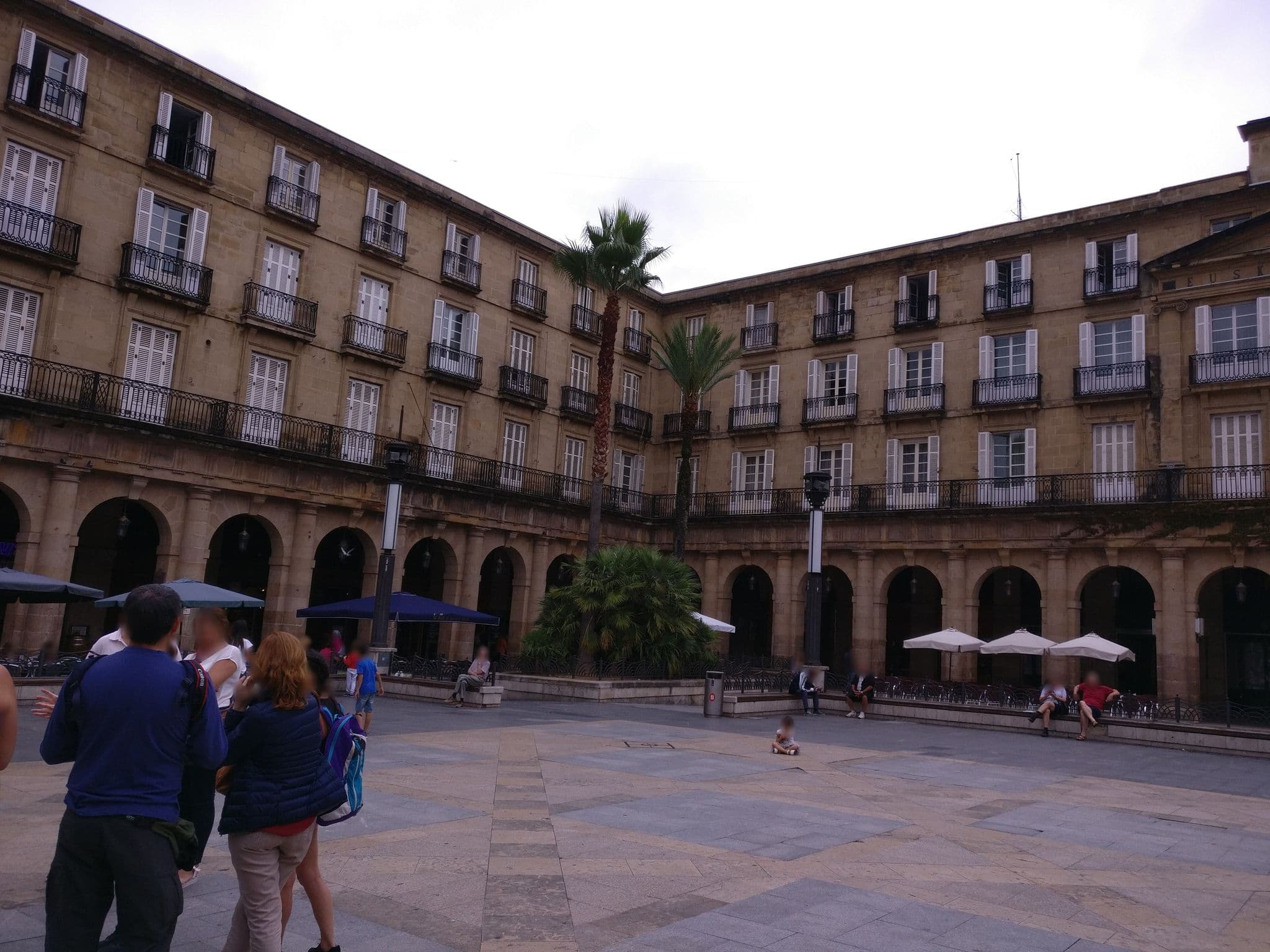 Street view near Pensión Plaza Nueva, Bilbao — © map_hard (CC BY-SA · Mapillary)