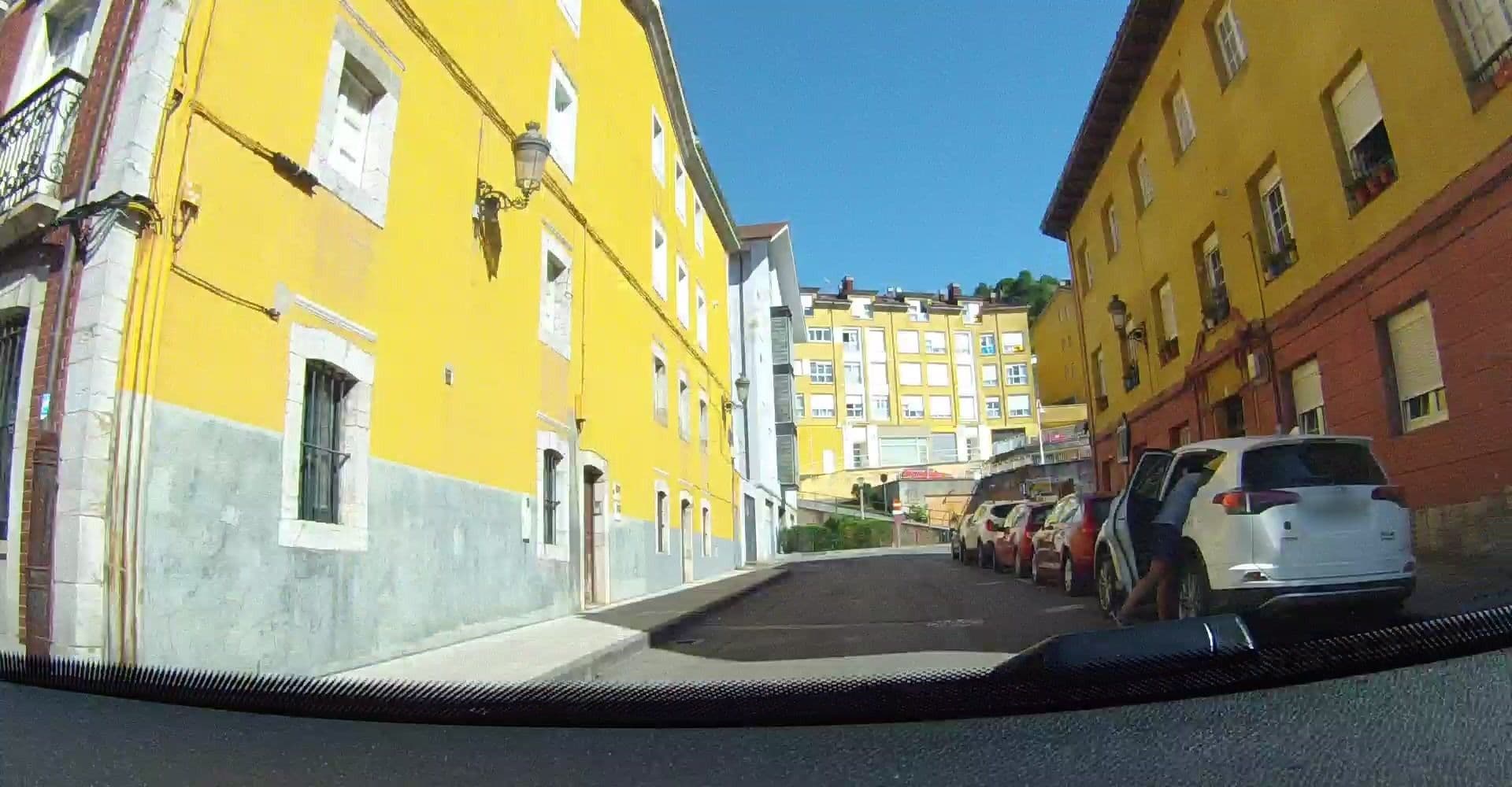 Street view near Apartamentos La Atalaya, Ribadesella — © VincentVE (CC BY-SA · Mapillary)