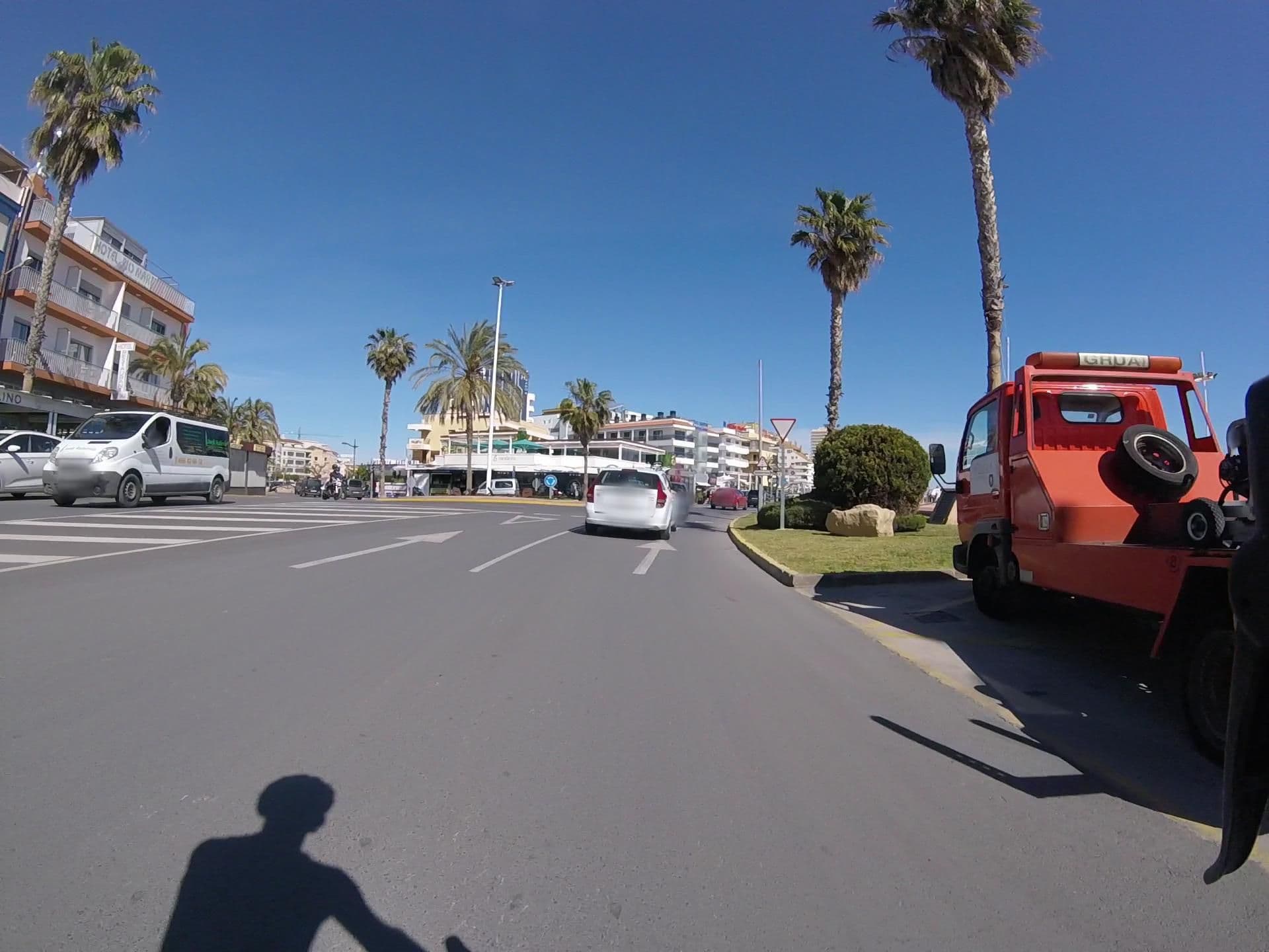 Street view near Hotel Río Mar, Peníscola — © mikelo (CC BY-SA · Mapillary)