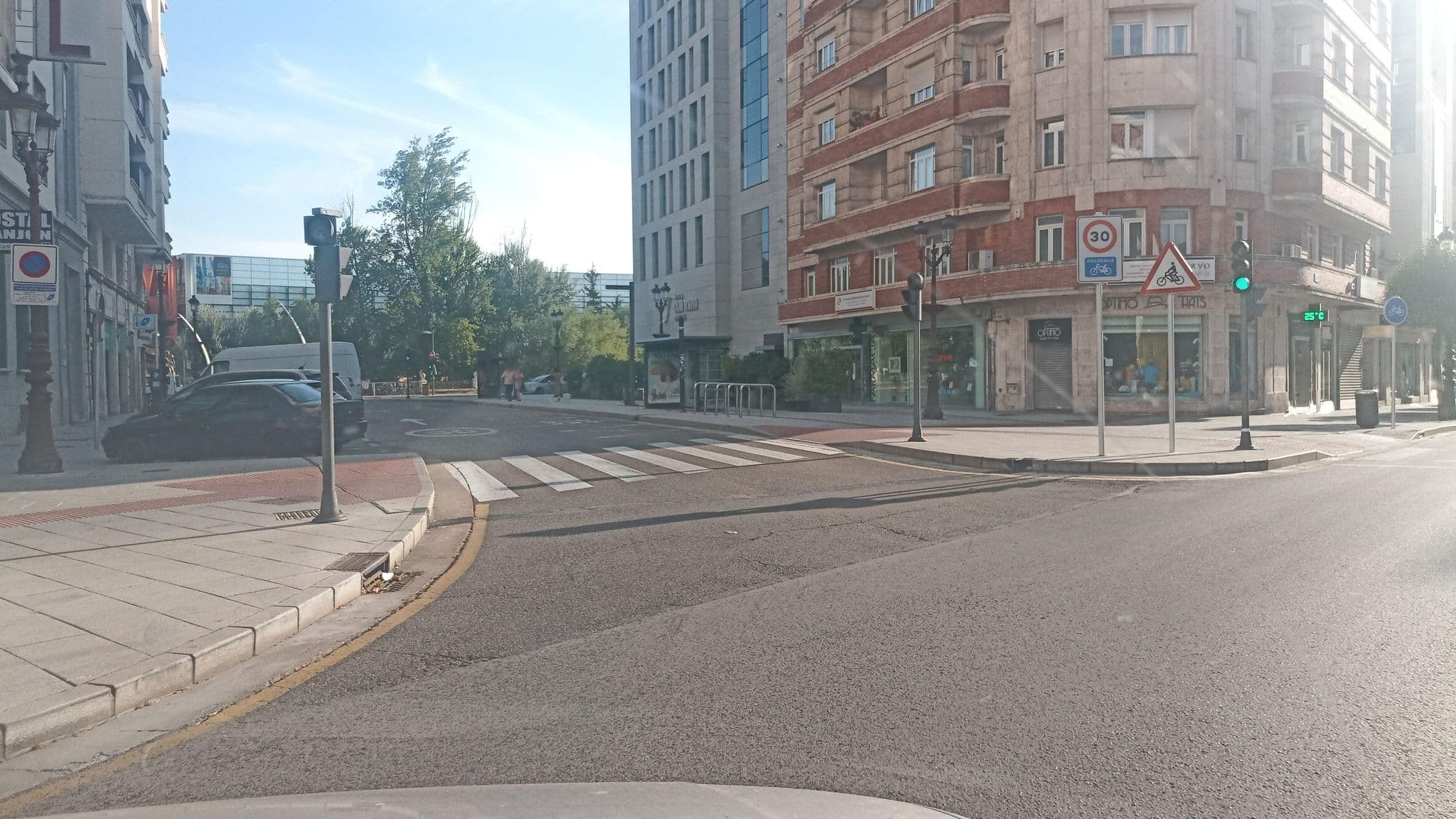 Street view near Crisol Almirante Bonifaz, Burgos — © leteristo (CC BY-SA · Mapillary)
