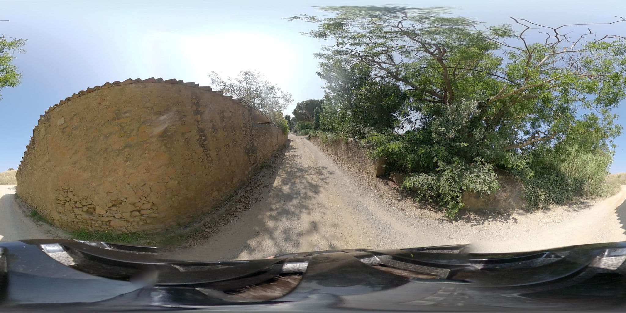 Street view near Hotel Gastronòmic El Molí de l'Escala, l'Escala — © jlstanus (CC BY-SA · Mapillary)