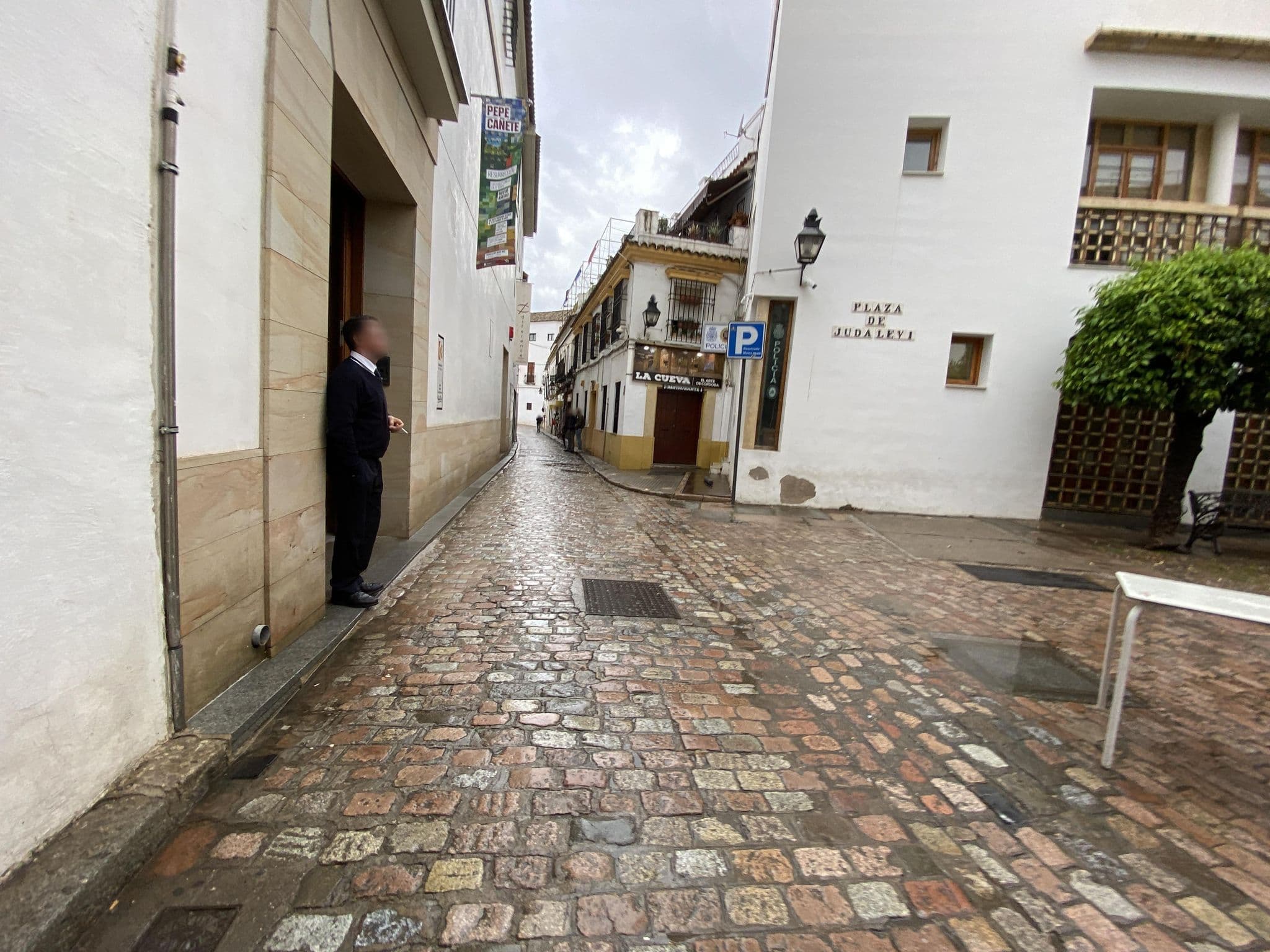 Street view near Casa Palacio la sal, Córdoba