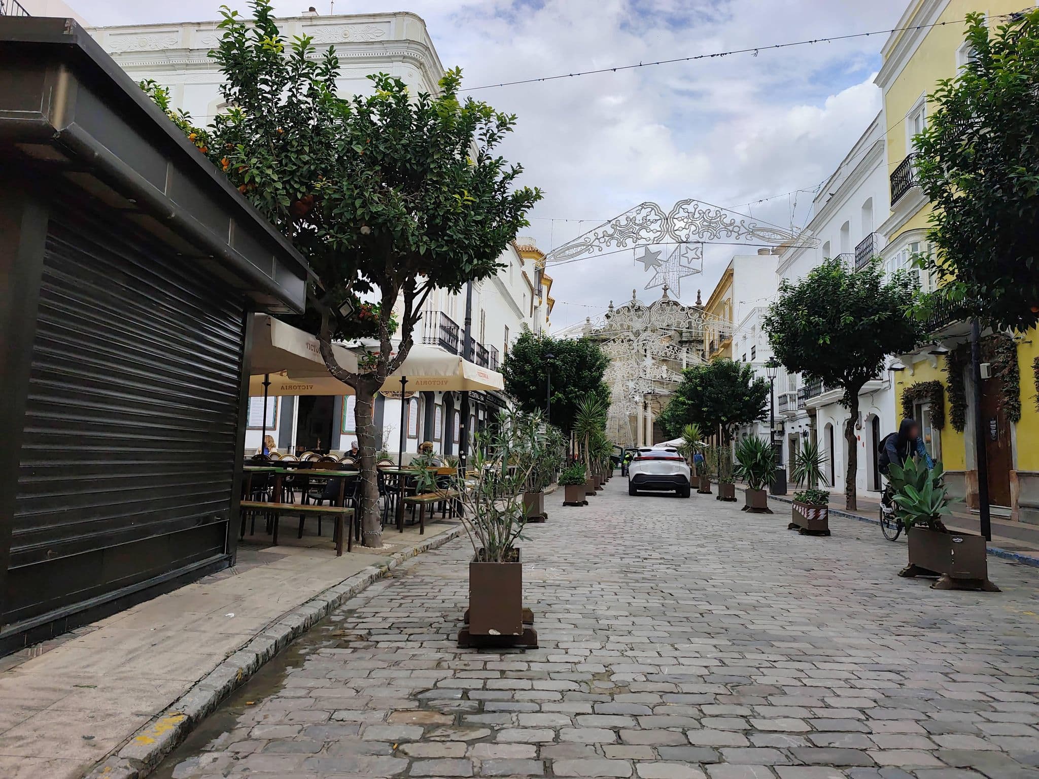 Street view near Apartahotel Siglo XIX, Tarifa — © Duro (CC BY-SA · Mapillary)