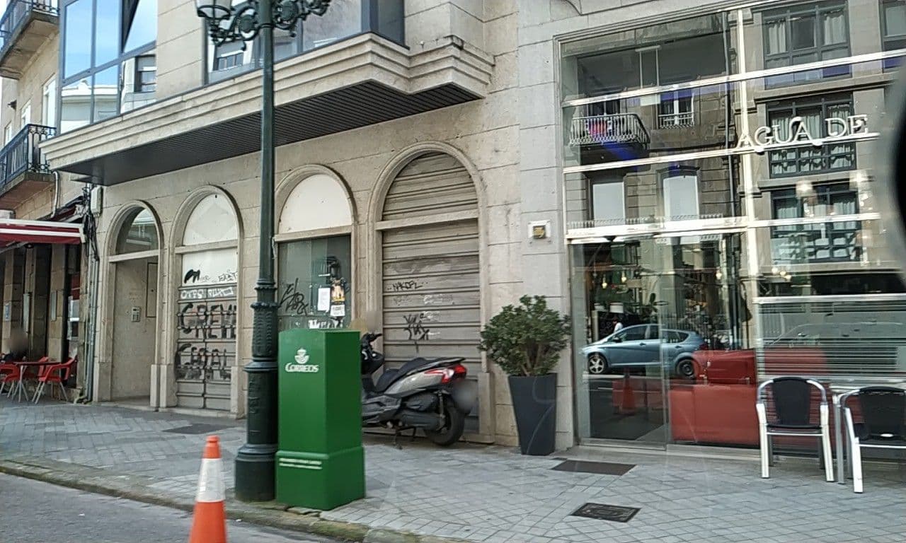 Street view near Hostal Casais, Vigo — © sanjorgepinho (CC BY-SA · Mapillary)