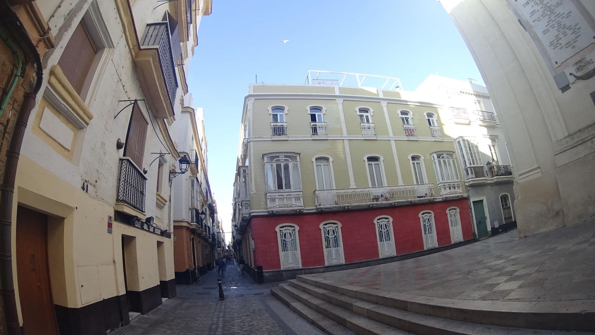 Street view near Patios de Panadero, Cadiz — © robertogeb (CC BY-SA · Mapillary)