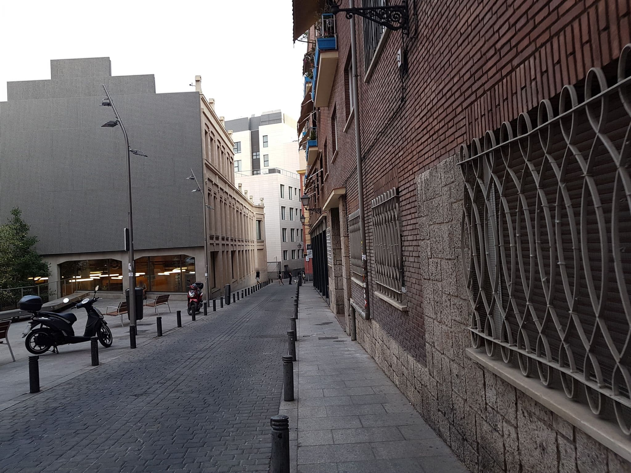 Street view near Noaan Apartments, Las Cortes — © jopparn (CC BY-SA · Mapillary)