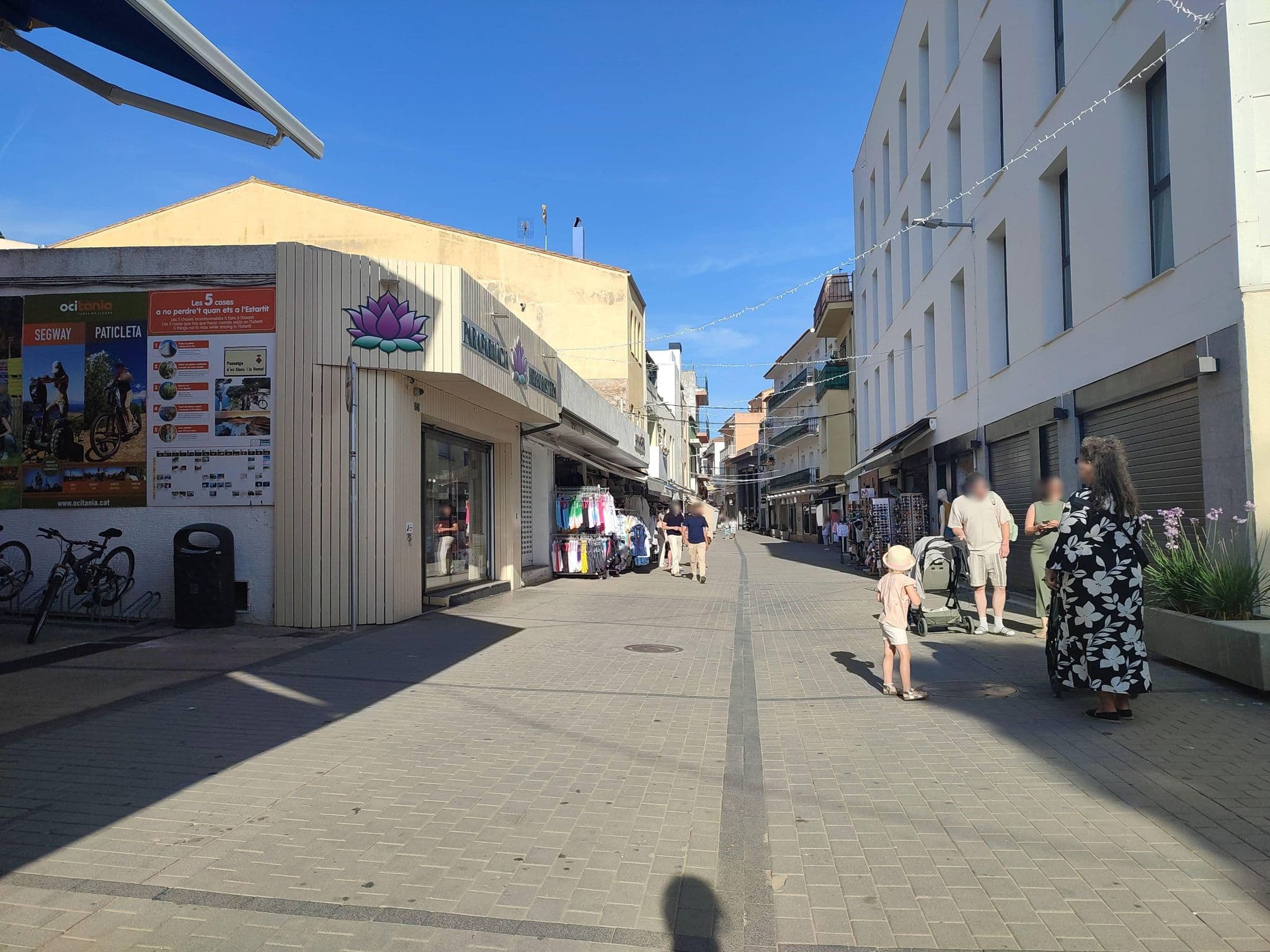 Street view near Marcona, l'Estartit — © karthoo (CC BY-SA · Mapillary)