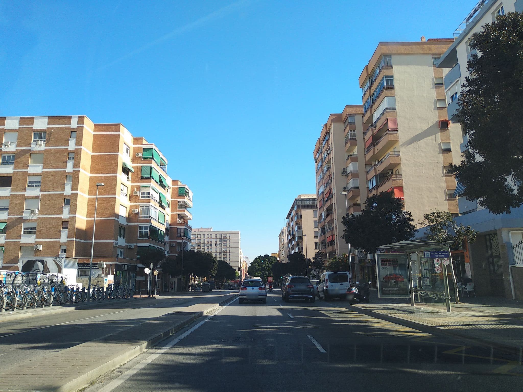 Street view near Malaga City Pool & Park, Málaga