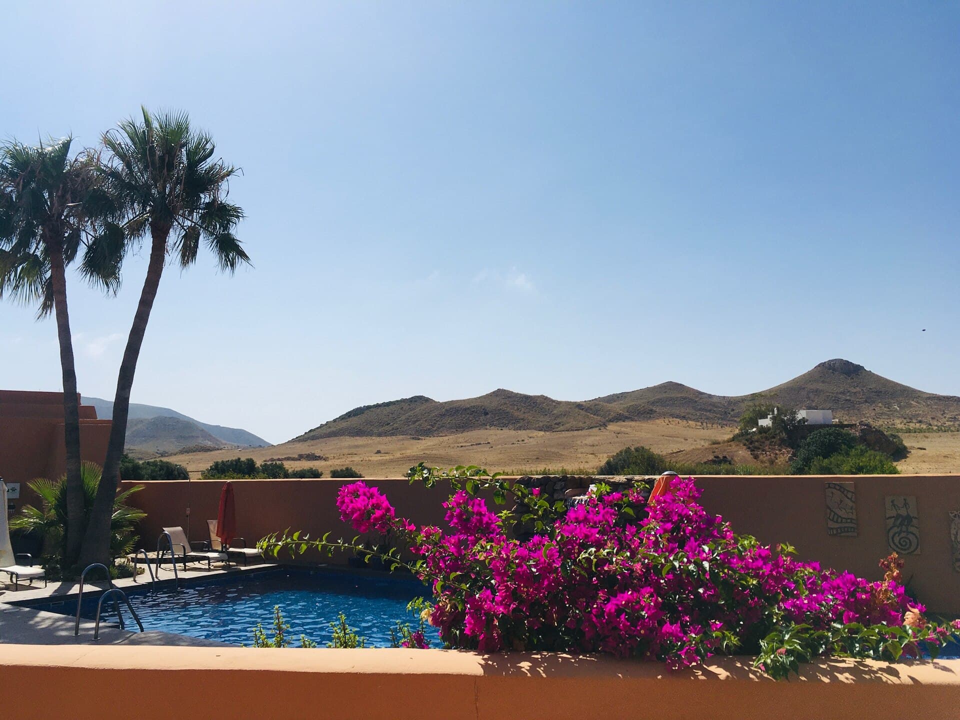 Hotel Naturaleza Rodalquilar & Spa Cabo de Gata (via Wikimedia Commons, CC BY-SA 4.0)