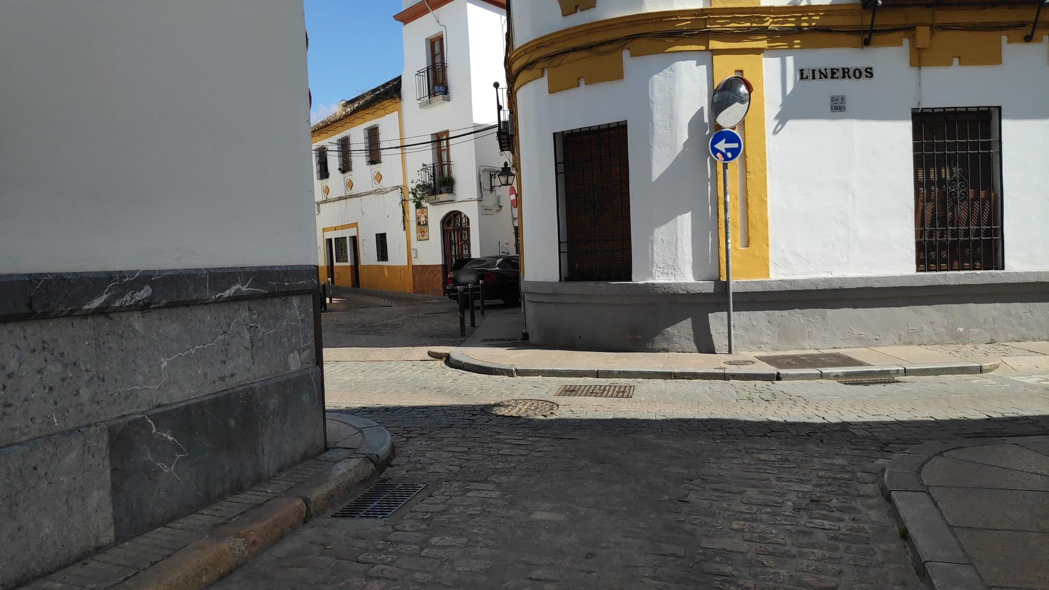 Street view near La Casa de los Julios, Córdoba