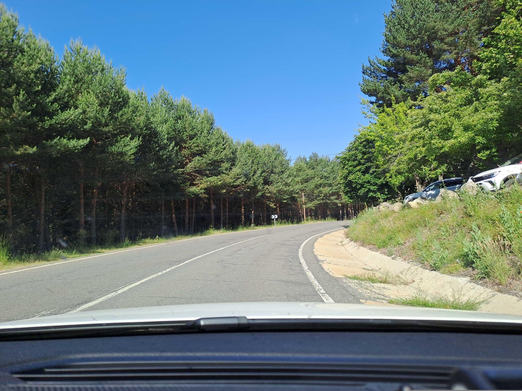 Street view near Hostal Almanzor, Mombeltrán — © normanm (CC BY-SA · Mapillary)